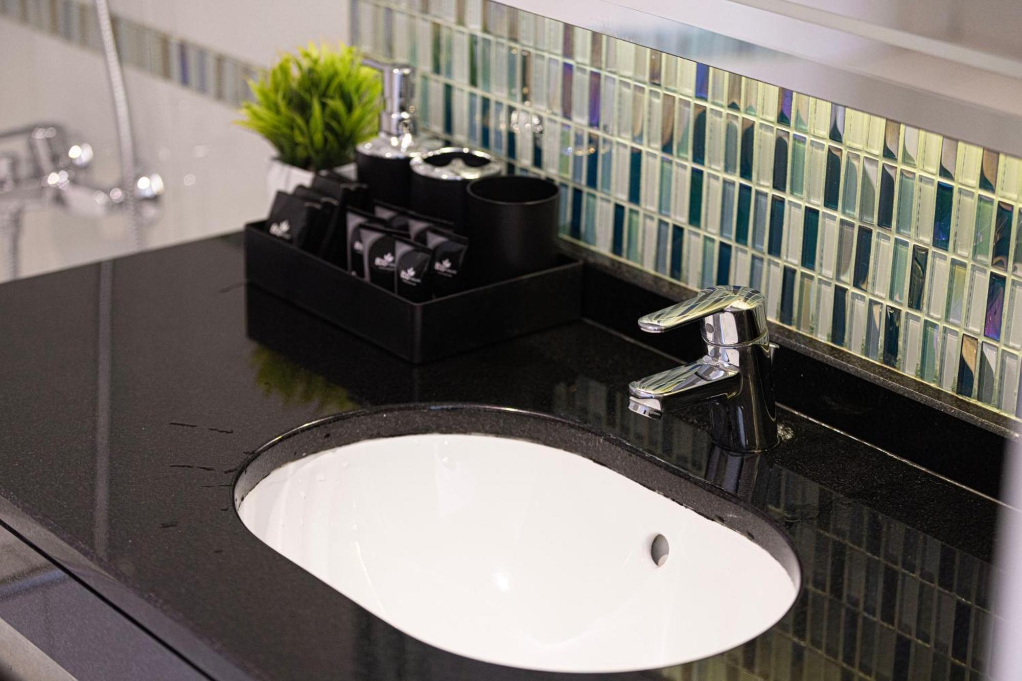 Luxe Sea View High Floor 1 Bedroom In Marina By Maxx Value Homes Daire