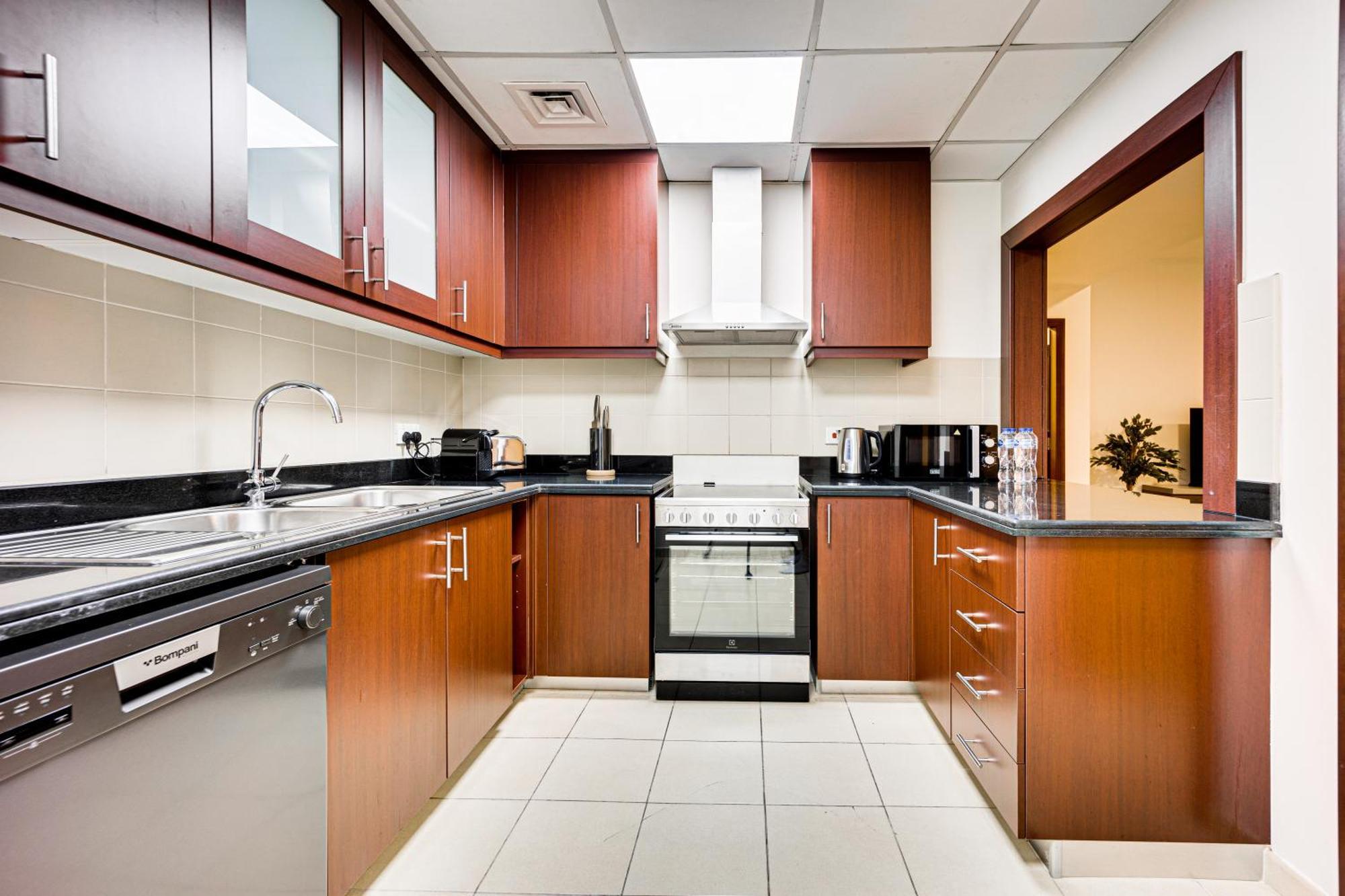 Apartment 2bd Near The In Bahar, Jbr Dubai