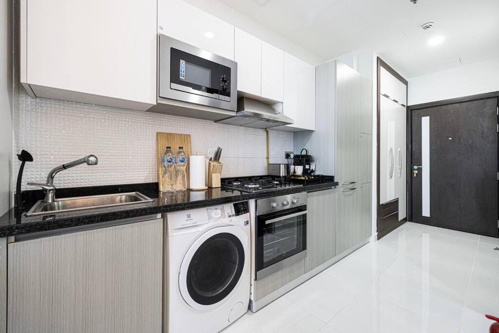 Apartment In Arjan - *