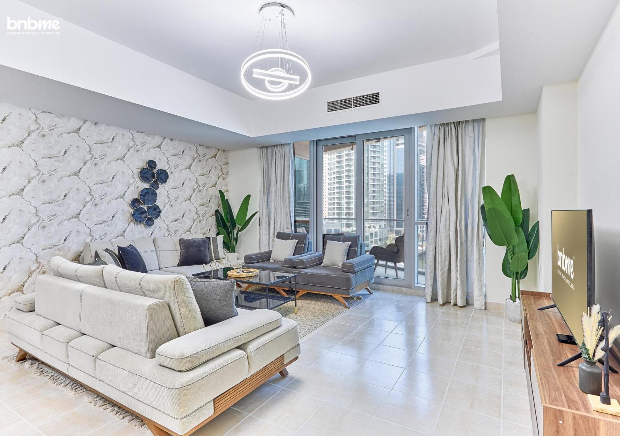 Bnbmehomes - Damac Waves Tower Daire *