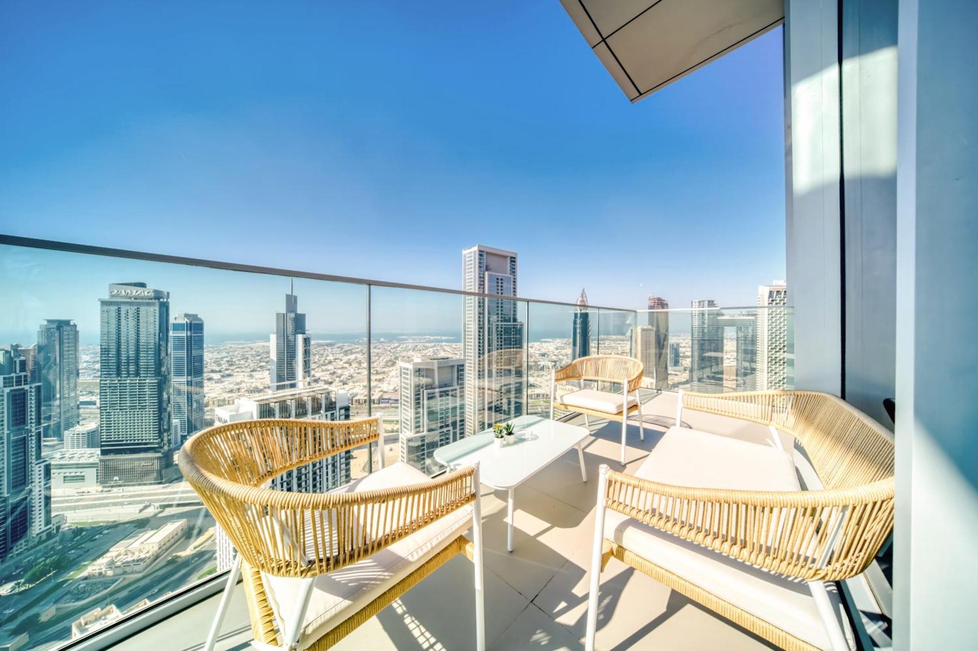 Apartamento Downtown Luxury - Stunning Burj Khalifa & Sea View - 5 Minutes Walk To Mall *