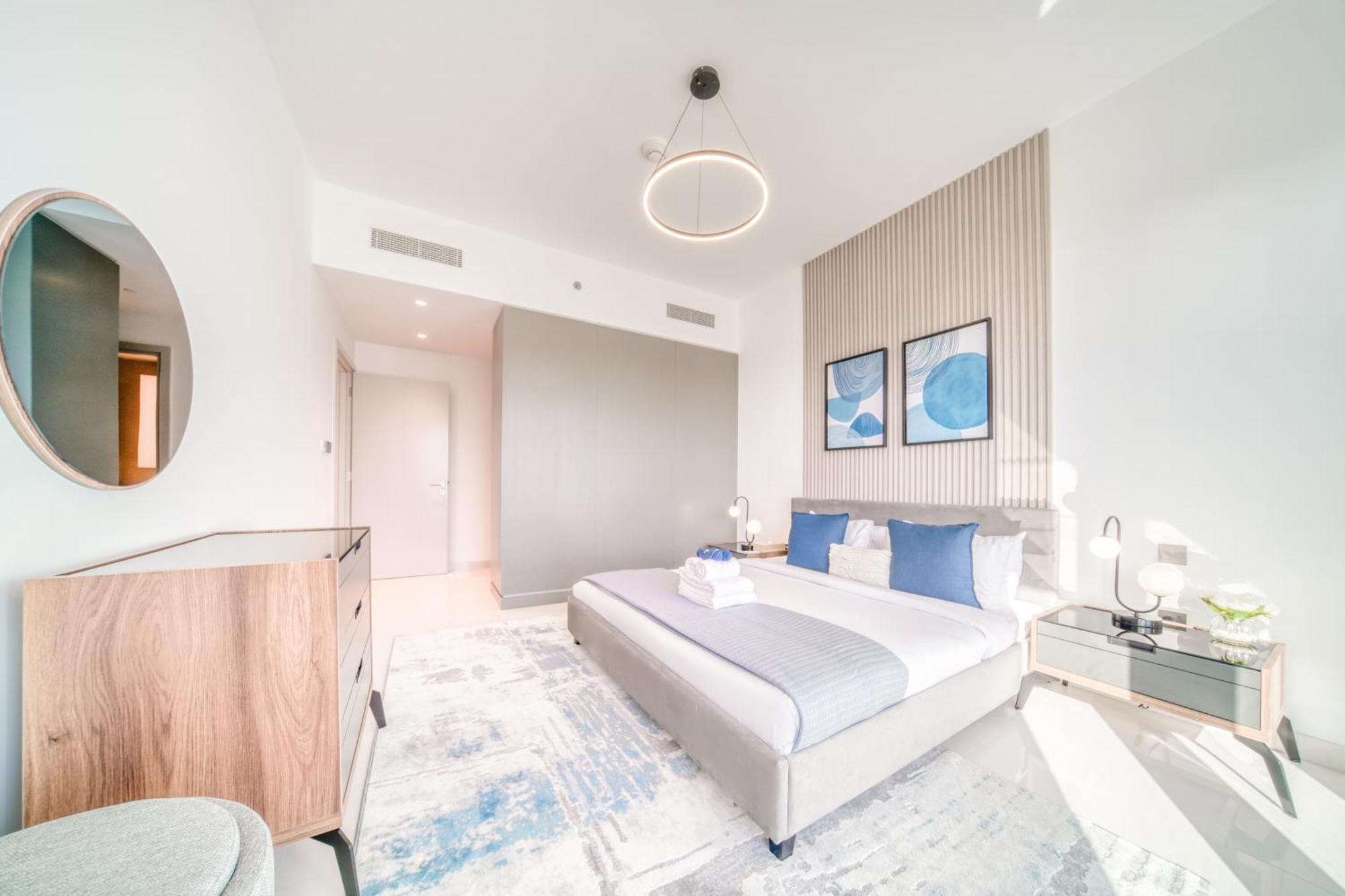 Emaar Front 2br With Sea & Marina Skyline Views Apartment *