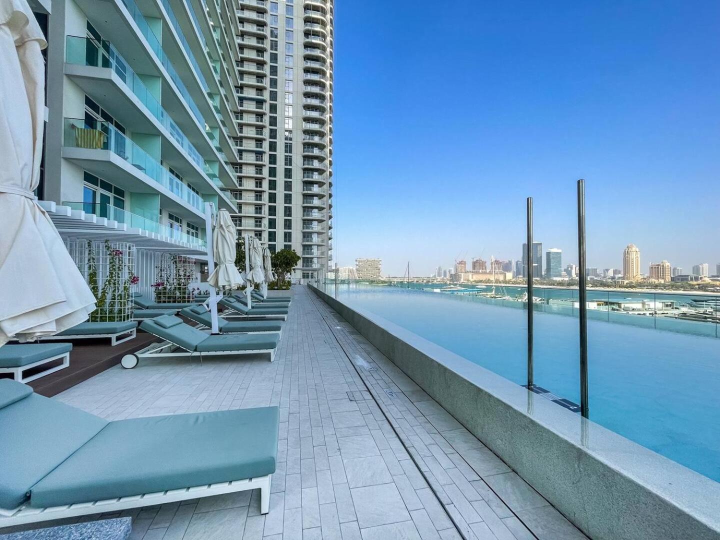 Emaar Front 2br With Sea & Marina Skyline Views
