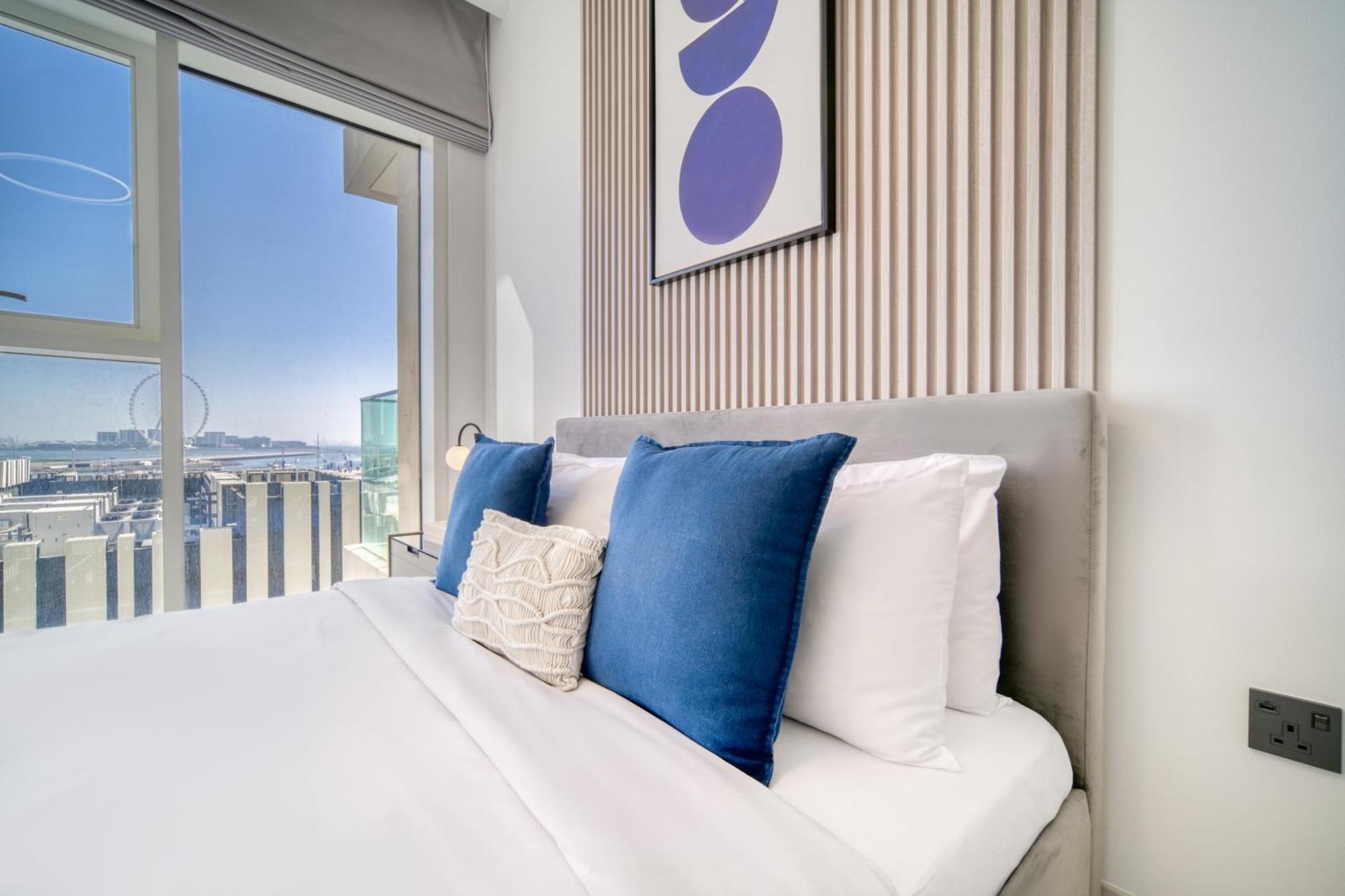 Emaar Front 2br With Sea & Marina Skyline Views Apartment Dubai