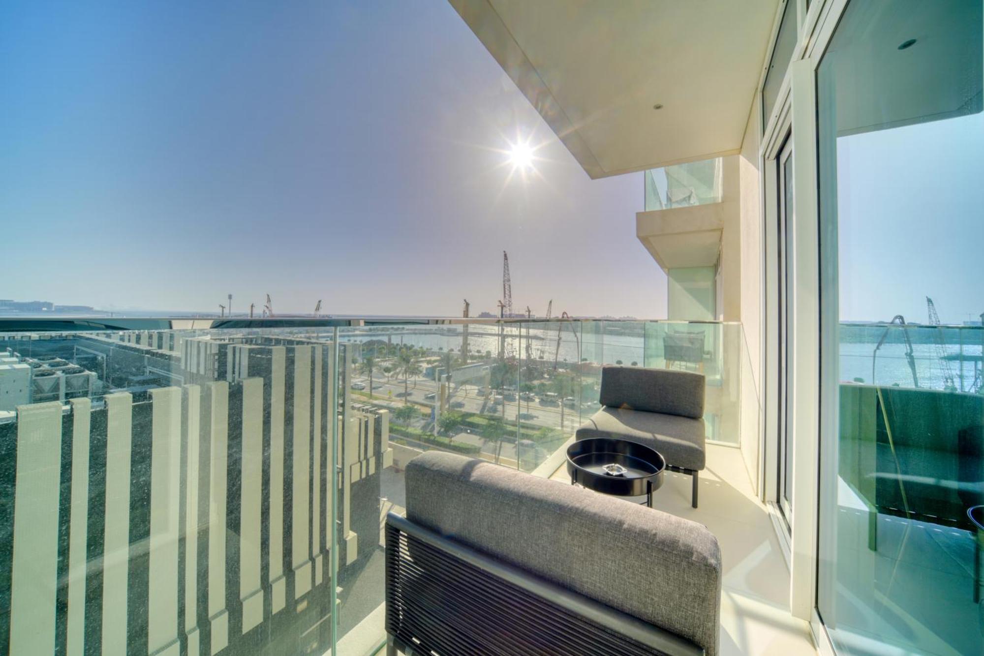 Emaar Front 2br With Sea & Marina Skyline Views Dubai