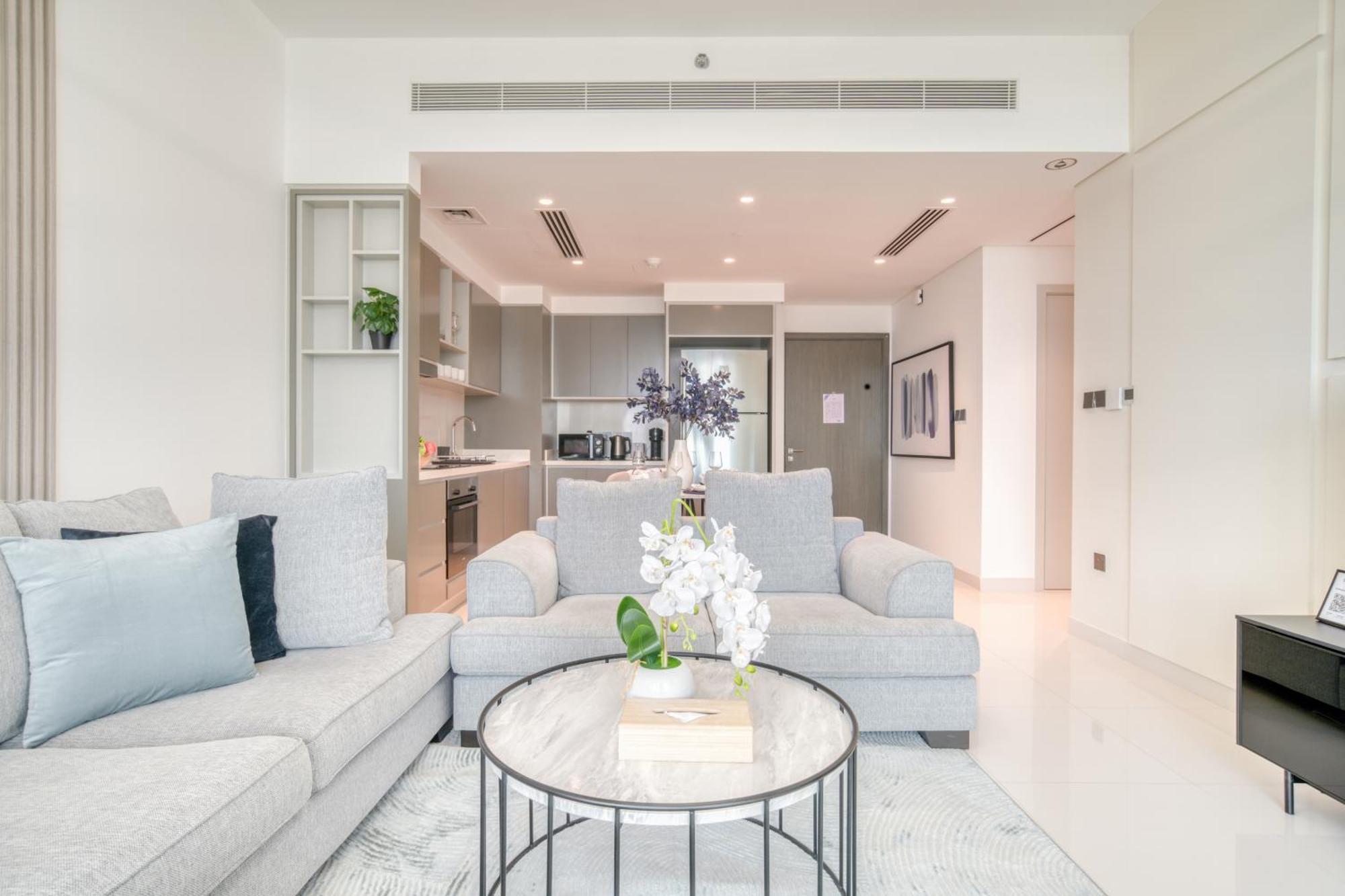 Emaar Front 2br With Sea & Marina Skyline Views Apartment *