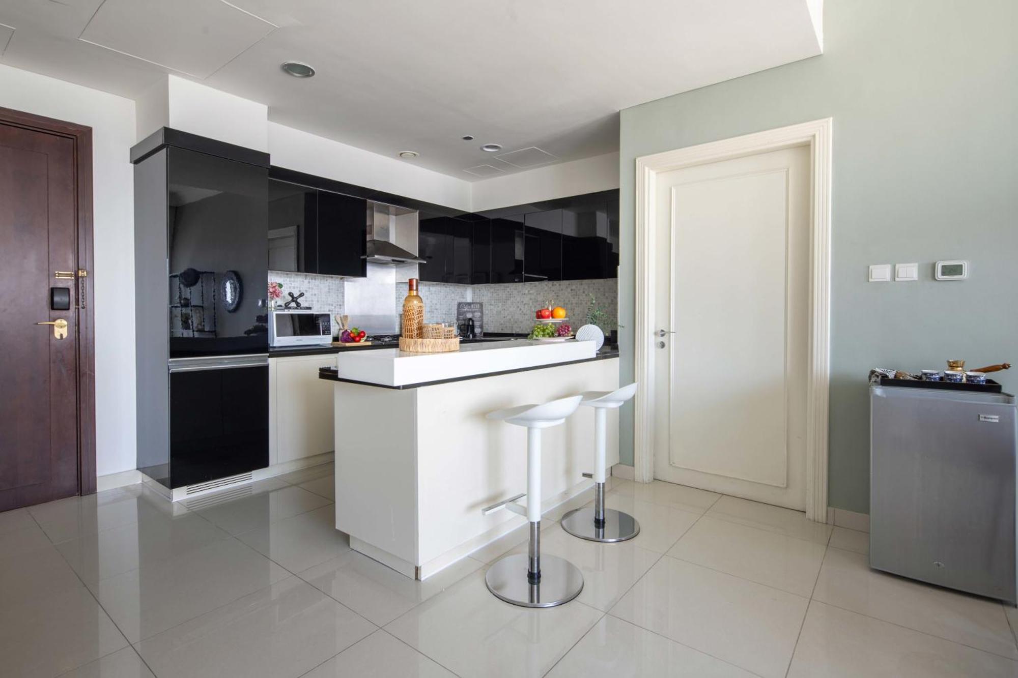 Frank Porter - Damac Maison Mall Street Apartment *