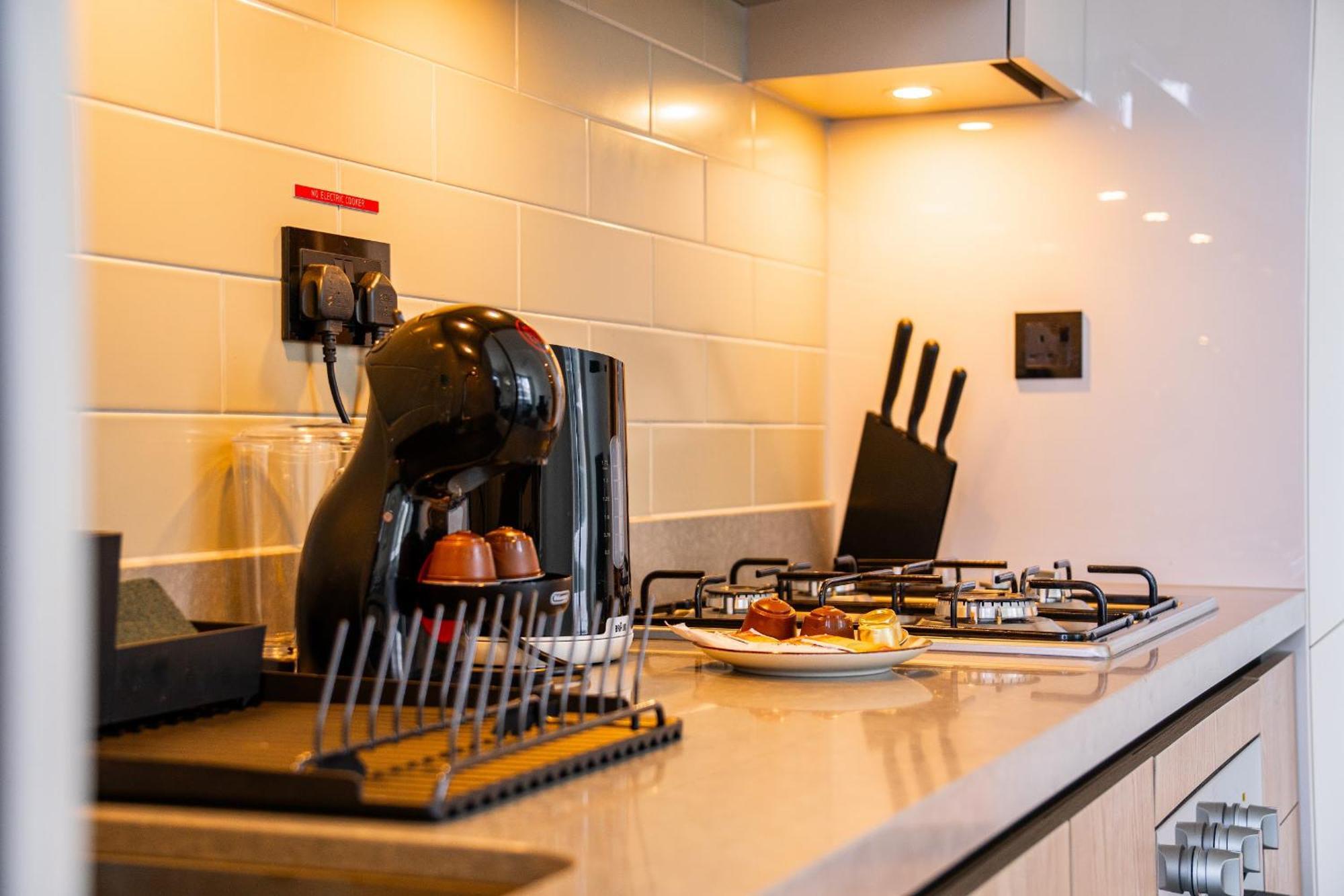 Kid-Friendly 2Br - Secure, Central And Peaceful Apartment Dubai