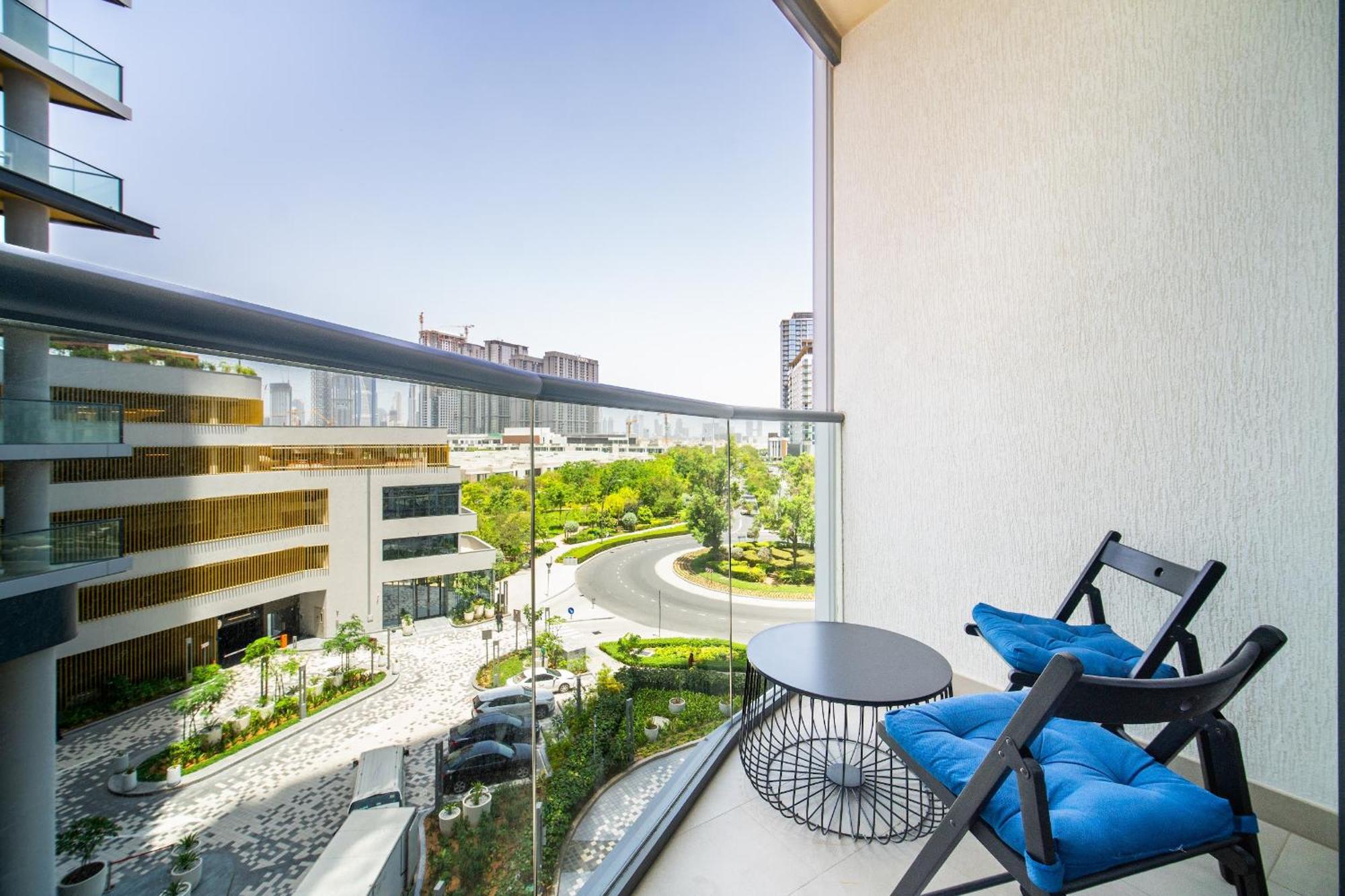 Kid-Friendly 2Br - Secure, Central And Peaceful Dubai