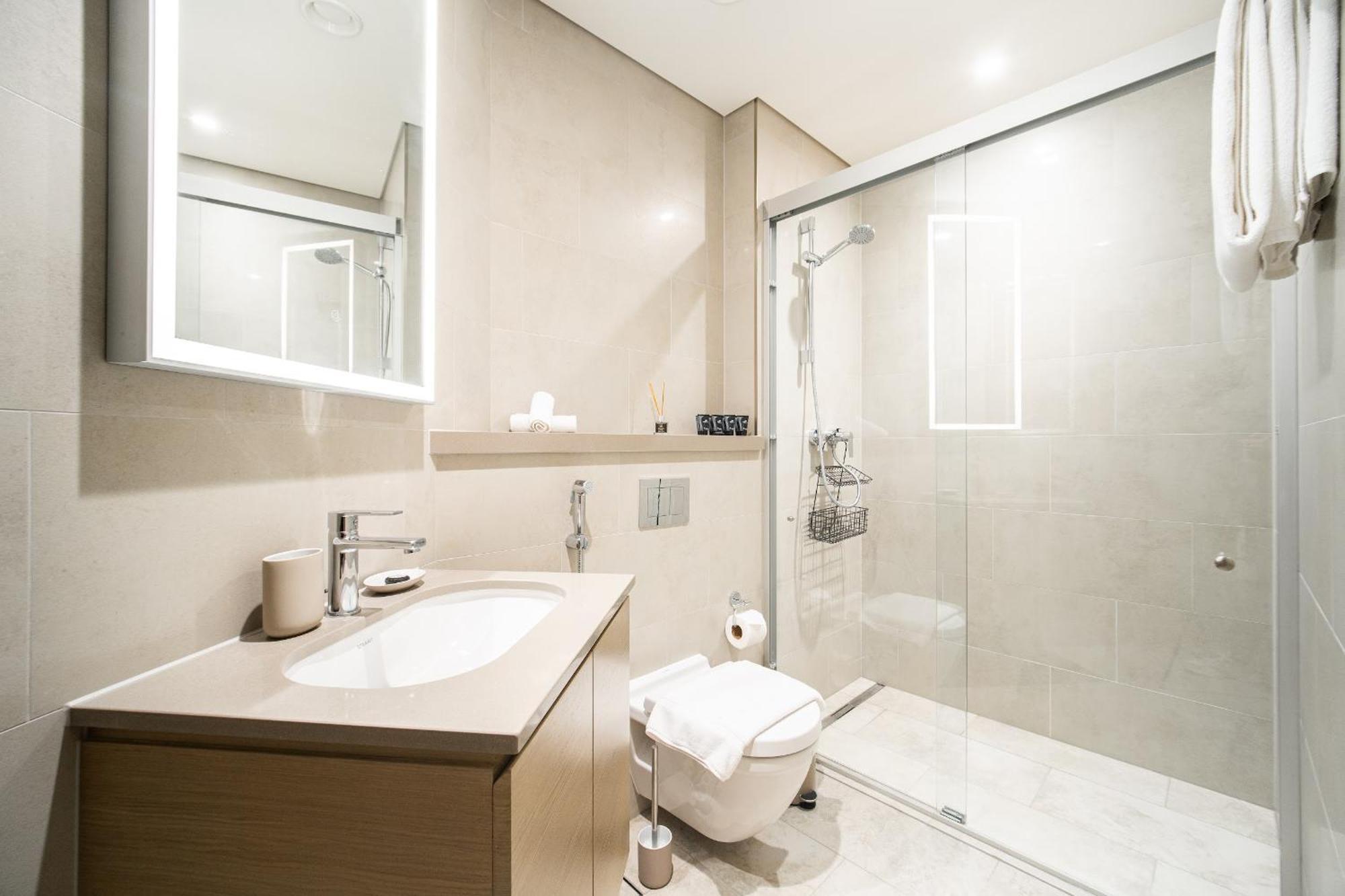 Kid-Friendly 2Br - Secure, Central And Peaceful Dubai