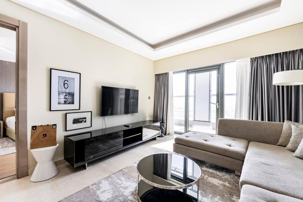 Apartment Stunning High Floor I 1bhk I Bills Included Dubai