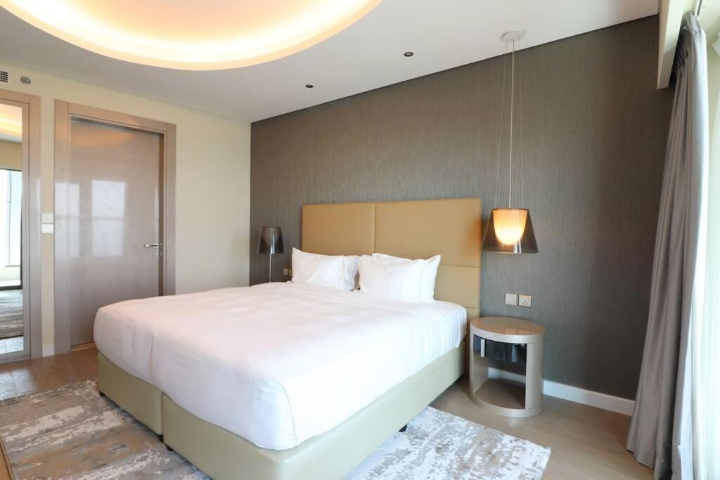 Stunning High Floor I 1bhk I Bills Included Dubai