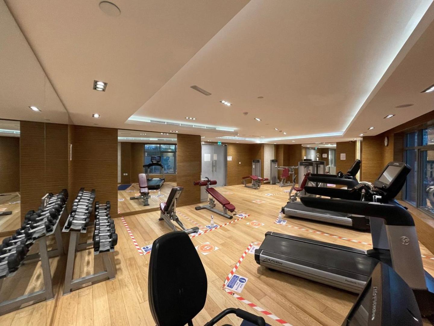 Guestready - Modern Grey With Pool And Gym