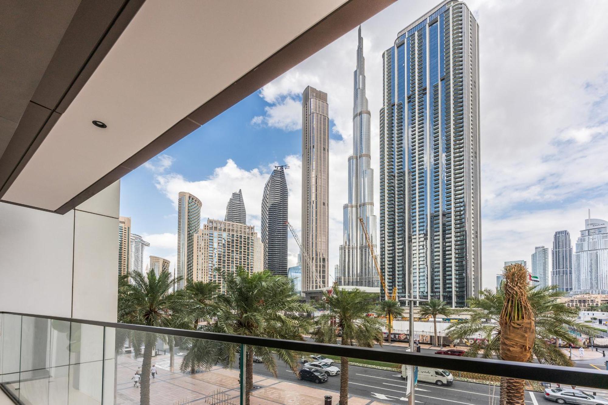Stayis L 2br Iconic Burj Khalifa View Apartment