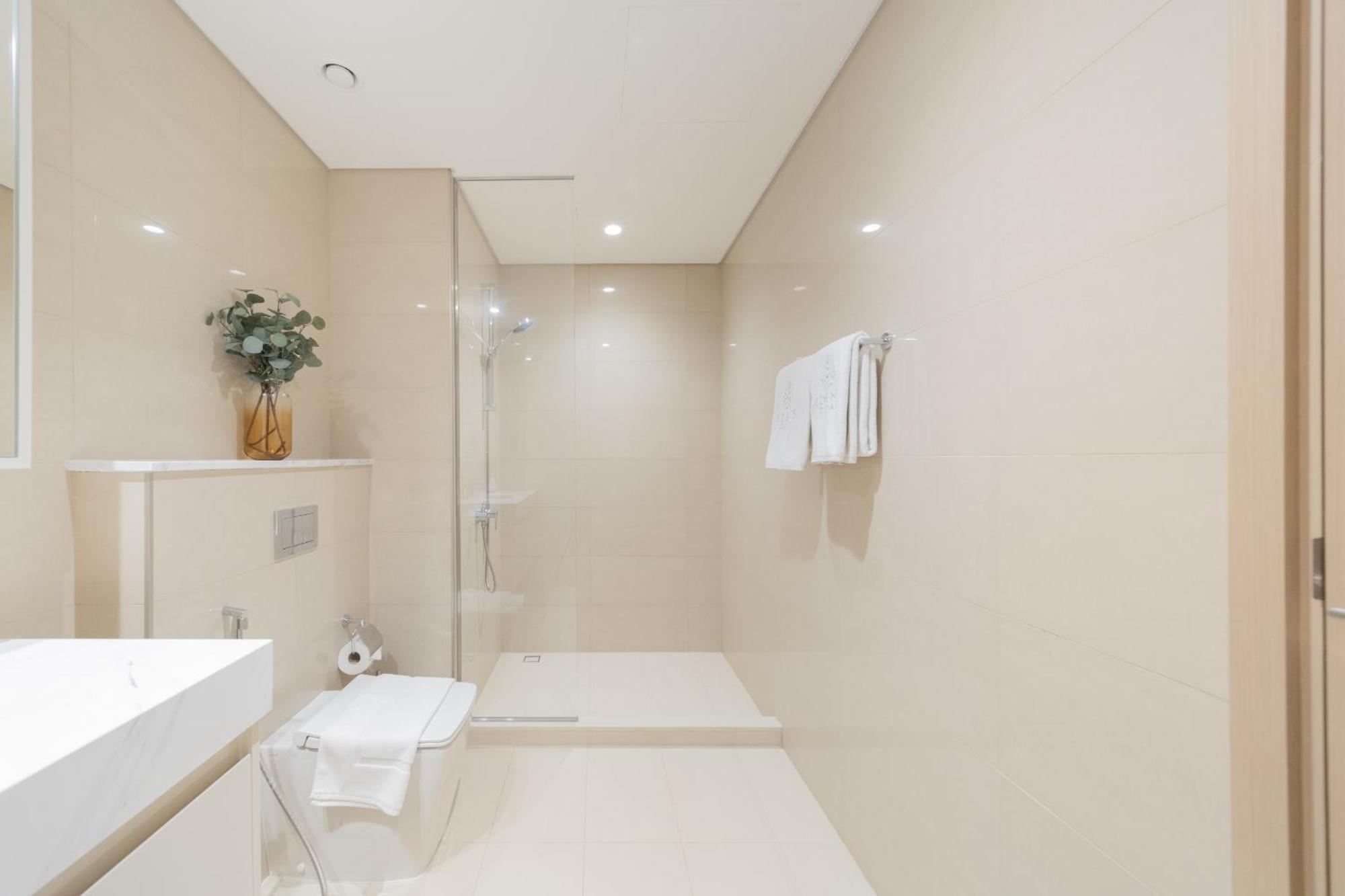 Eden's Homes & - Burj Royale Apartamento Dubai