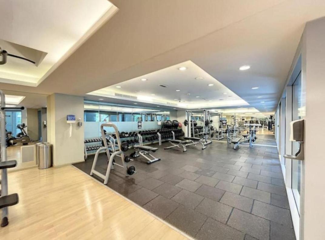 Burj Residences: Luxury With Burj Khalifa & Fountain Views Apartment *