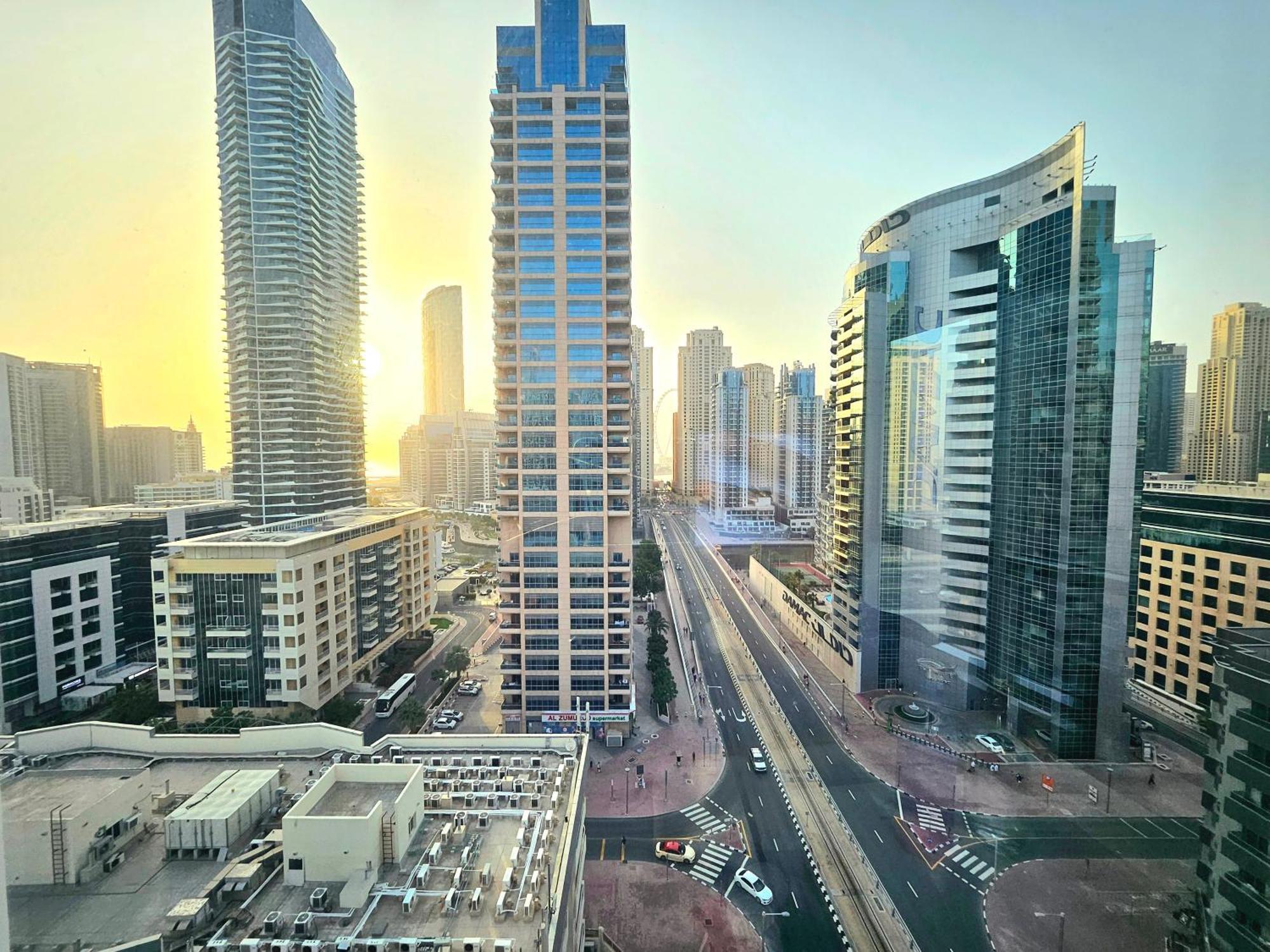 Stunning Apartment, Partial Sea View, Canal Marina View, 5 Min Walk To Jbr And Metro