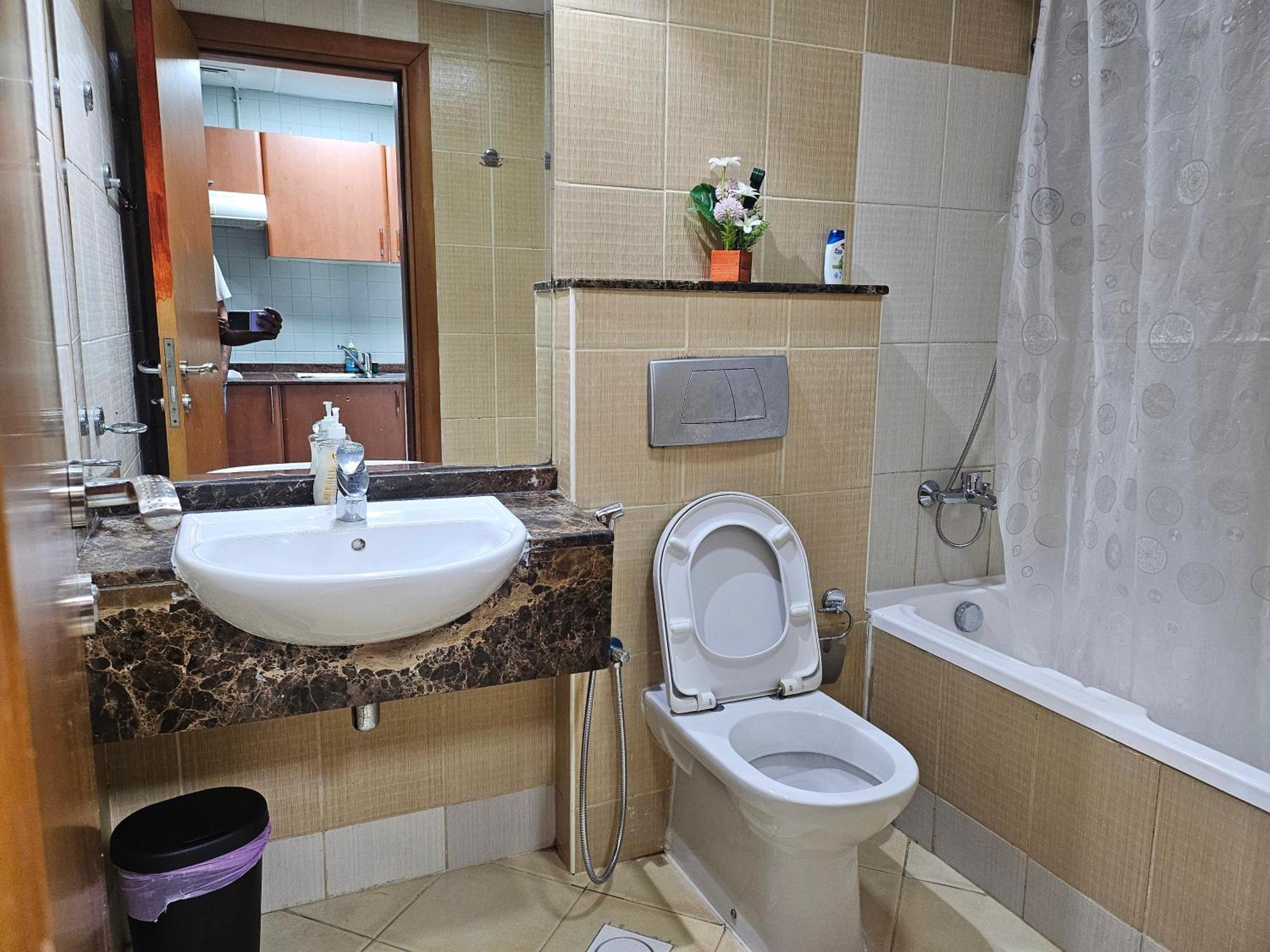 Stunning Apartment, Partial Sea View, Canal Marina View, 5 Min Walk To Jbr And Metro
