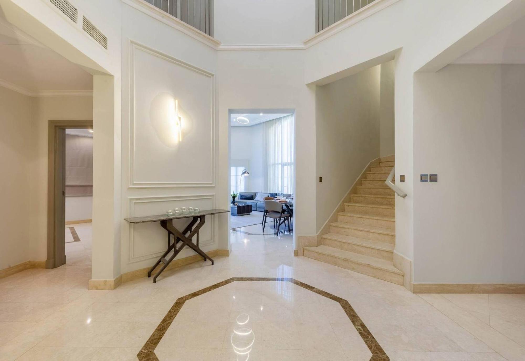 Sezavi Frond O, Palm Jumeirah