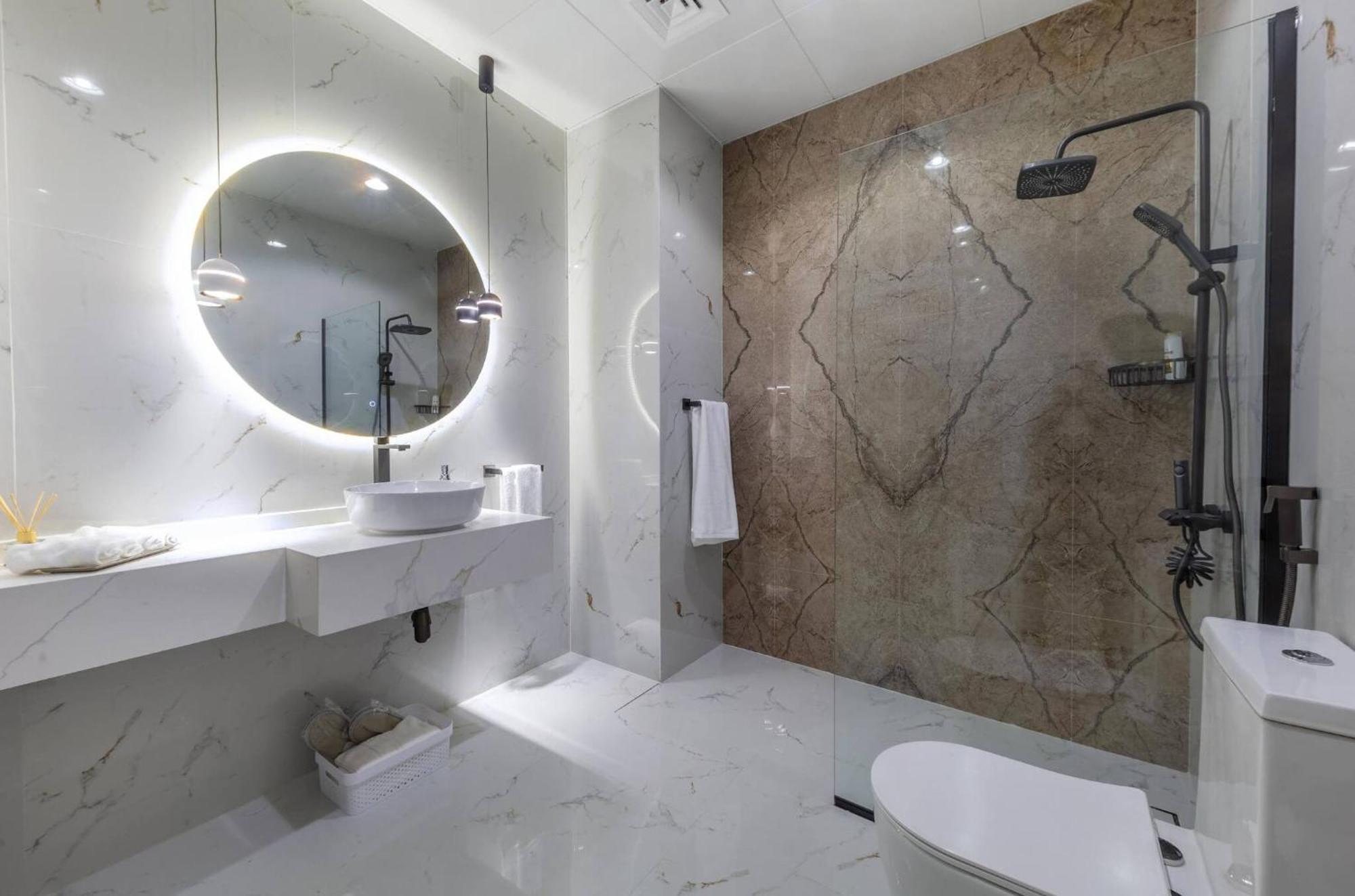 Apartment Sezavi Frond O, Palm Jumeirah Dubai