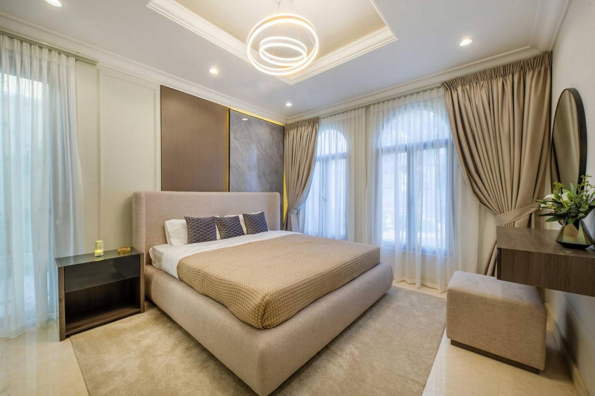 Sezavi Frond O, Palm Jumeirah *