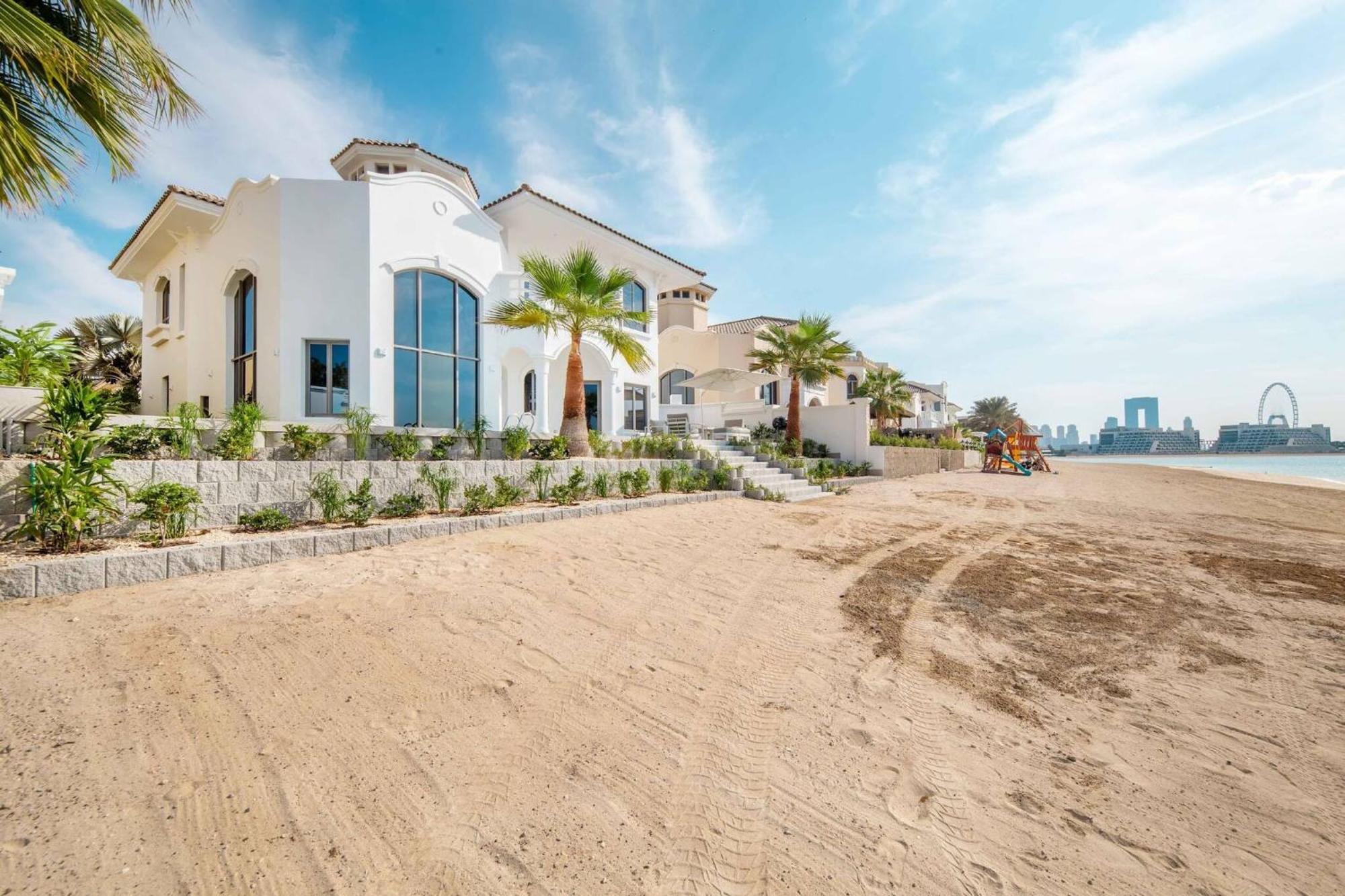 Sezavi Frond O, Palm Jumeirah * Dubai