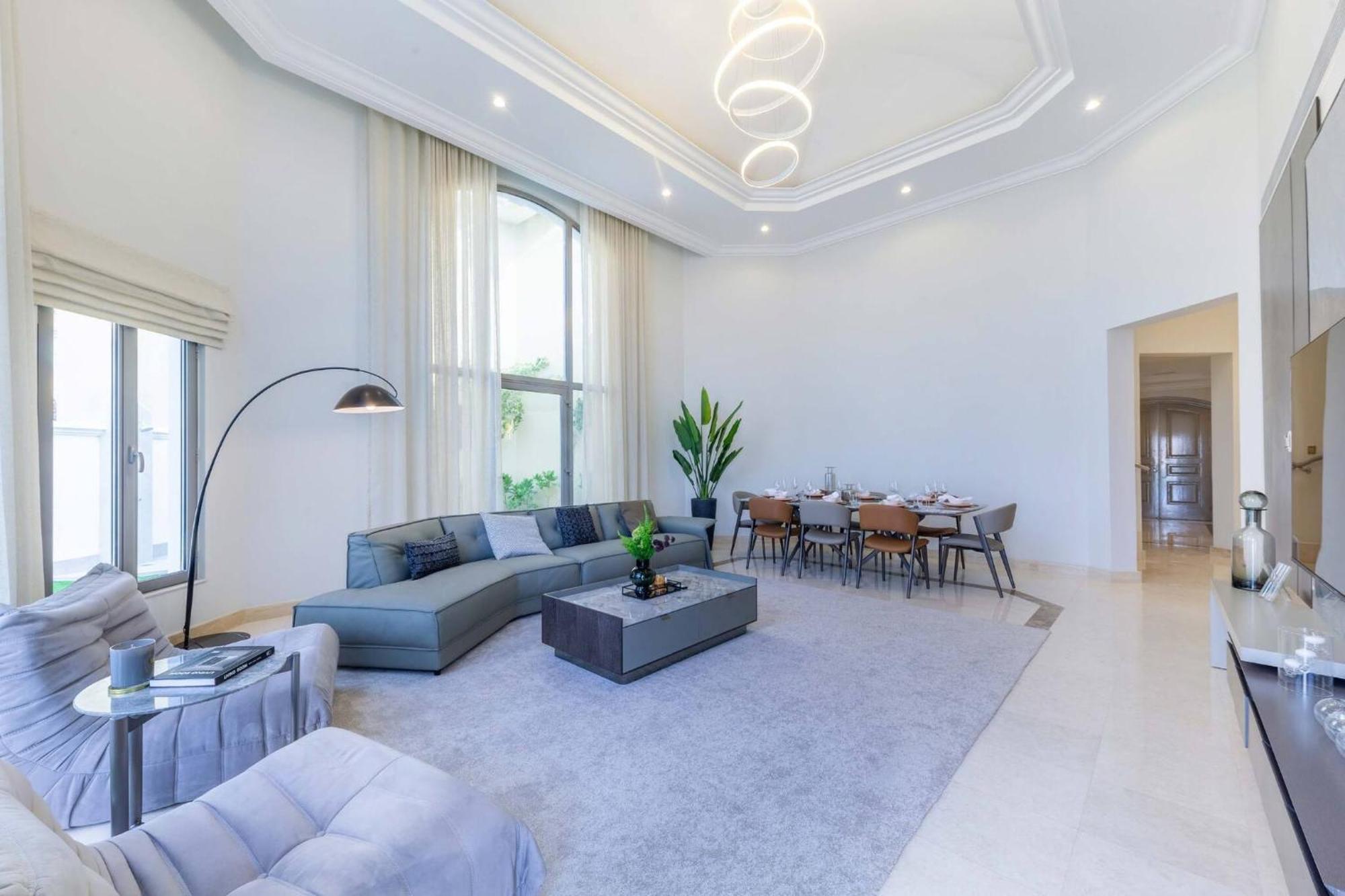 Sezavi Frond O, Palm Jumeirah Apartment *