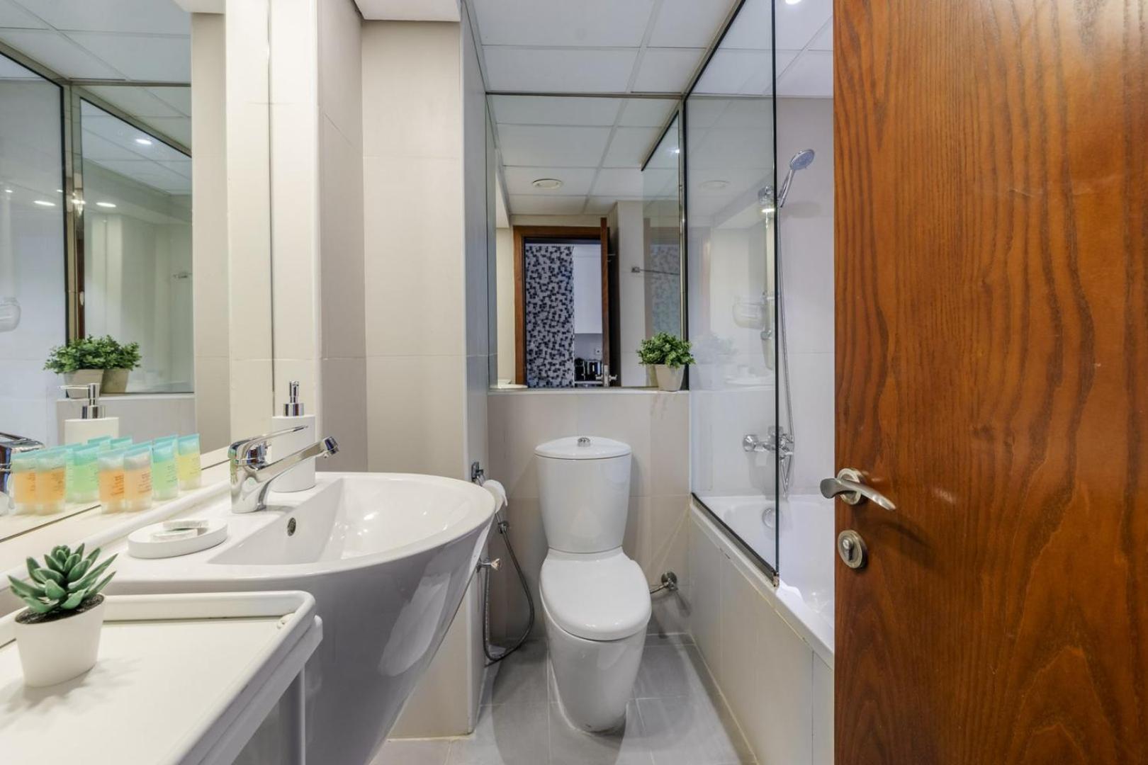Guestready Homes - Industrial Chic Apartment
