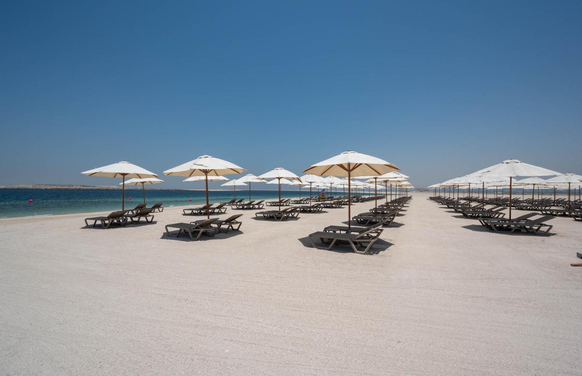 Resort Park Regis By Islands Dubai