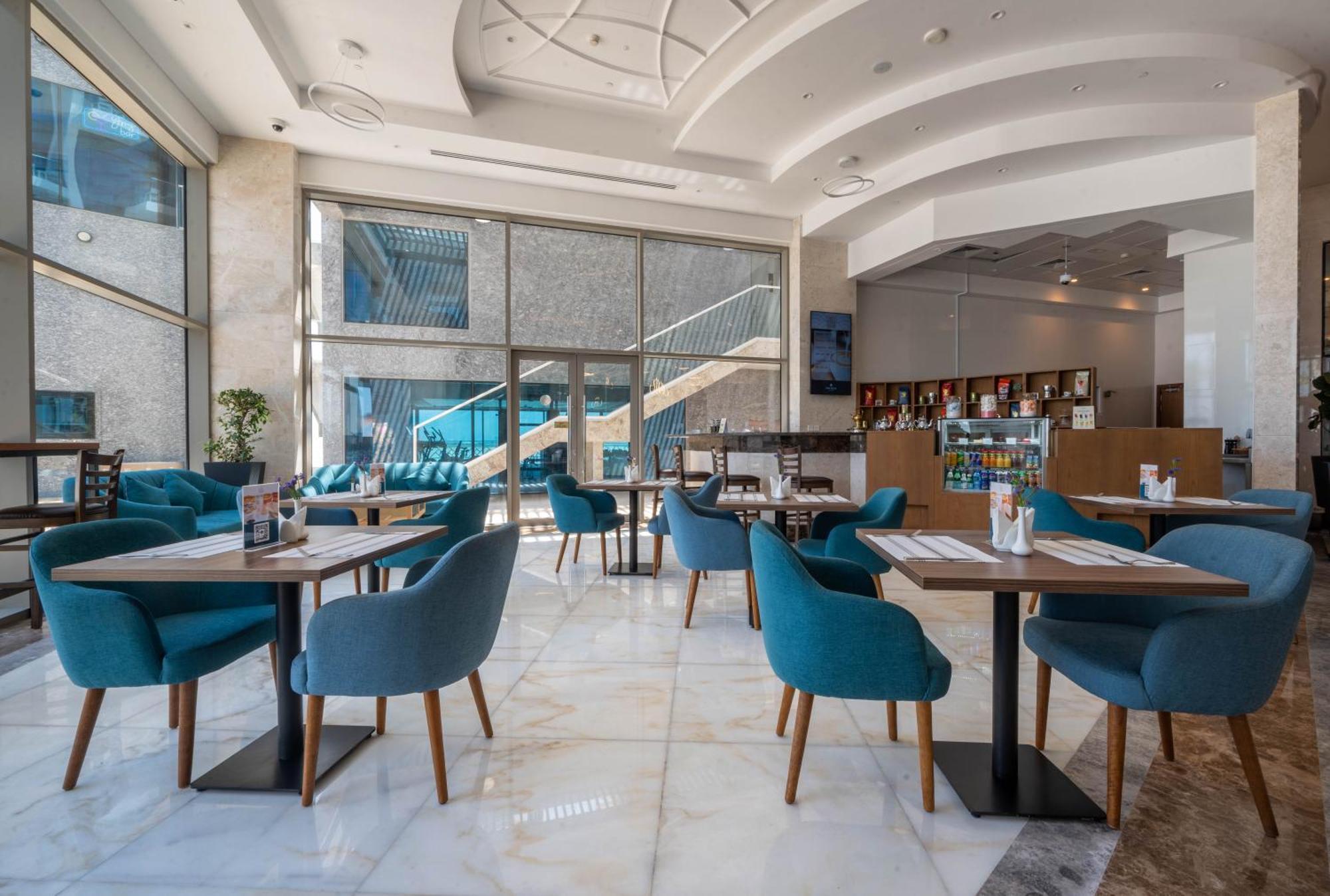 Resort Park Regis By Islands Dubai