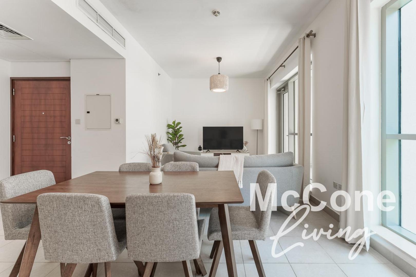2br In Downtown Apartment