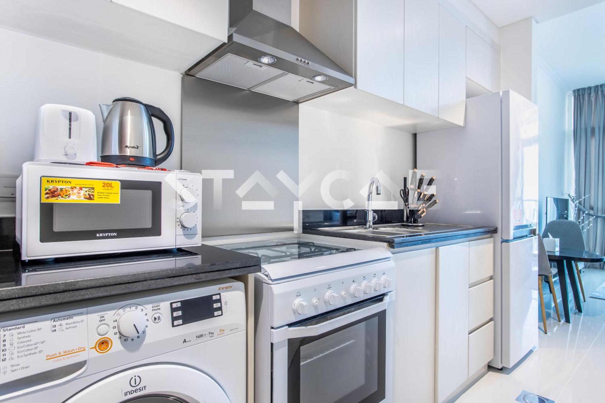 Staycae Homes - Carson Towers * Dubai