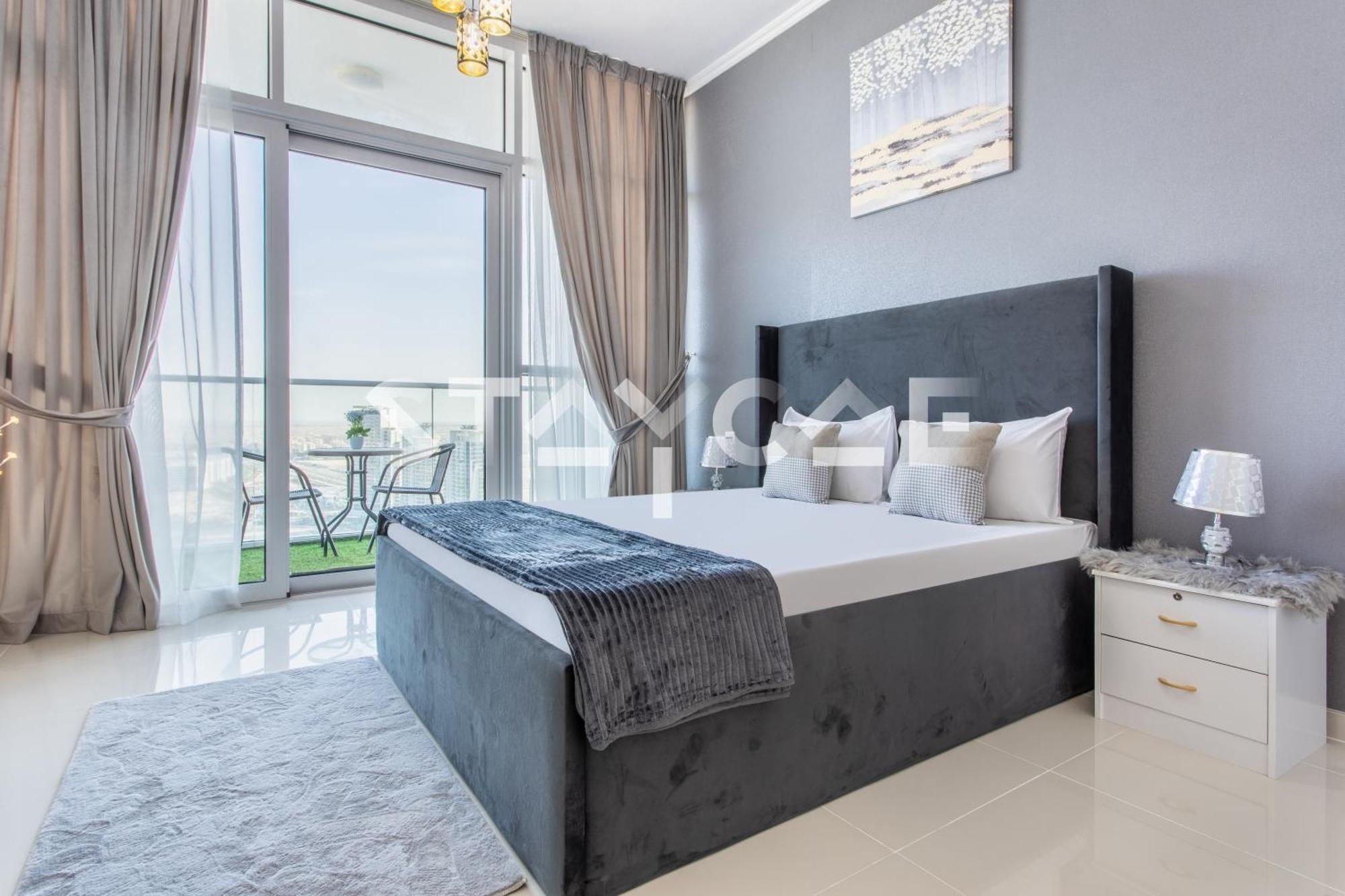Staycae Homes - Carson Towers