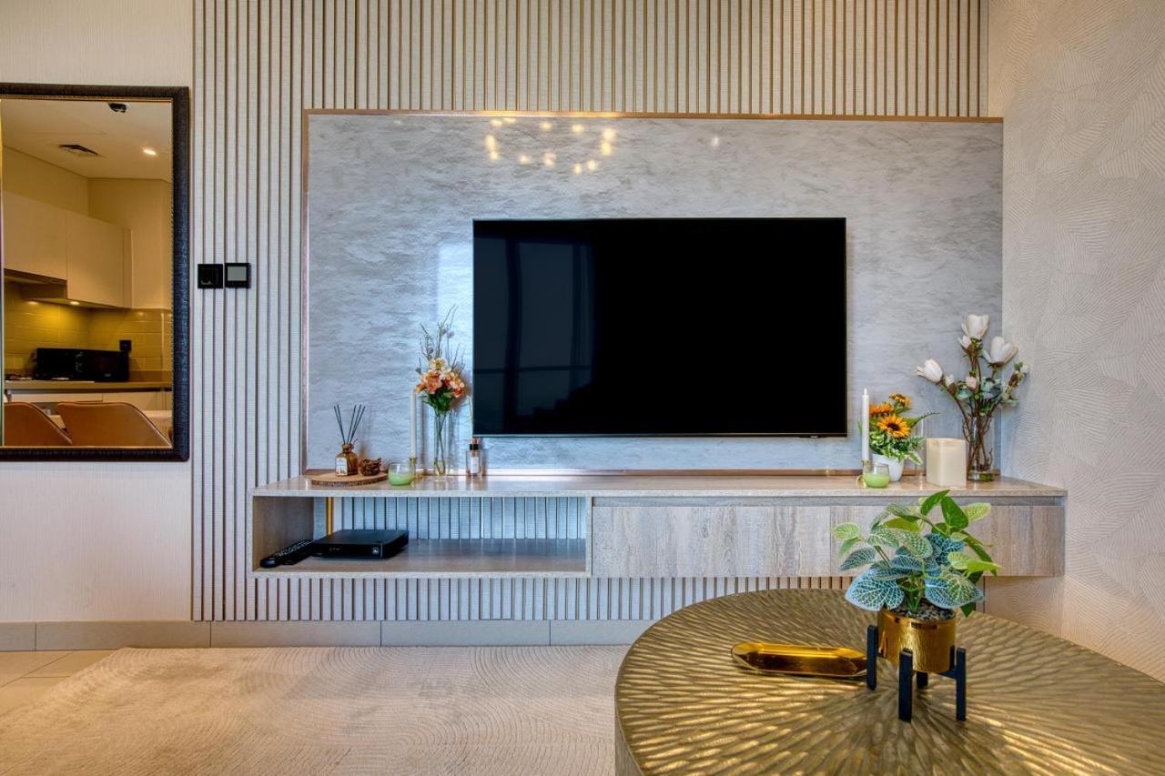 Apartment 816 Sobha Waves Dubai