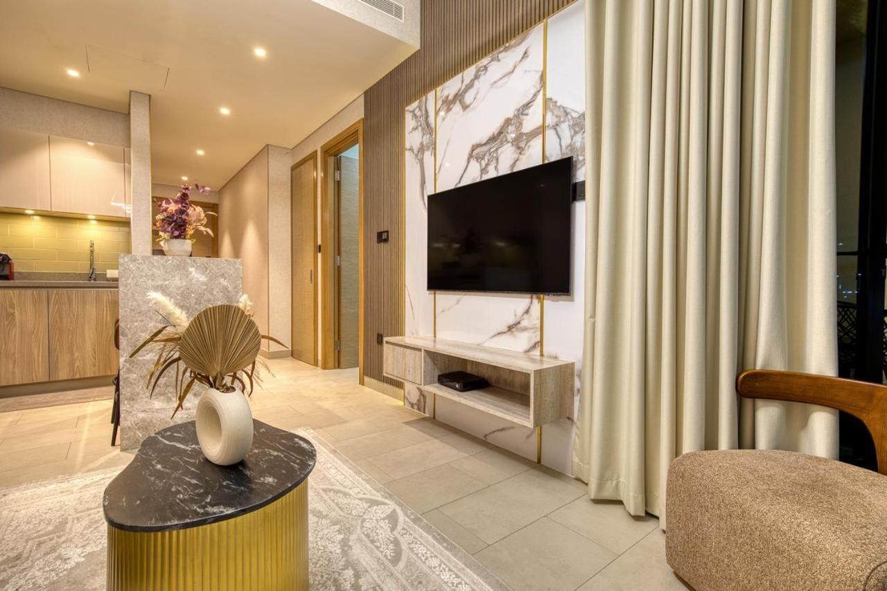 816 Sobha Waves Apartment Dubai