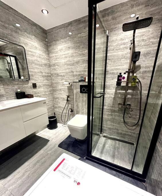 Luxury One Bedroom ! Apartment Dubai