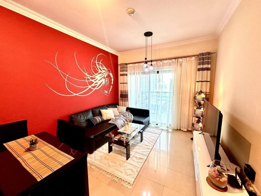 Luxury One Bedroom ! * Dubai