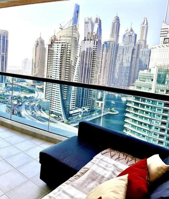 Luxury One Bedroom ! Apartment Dubai