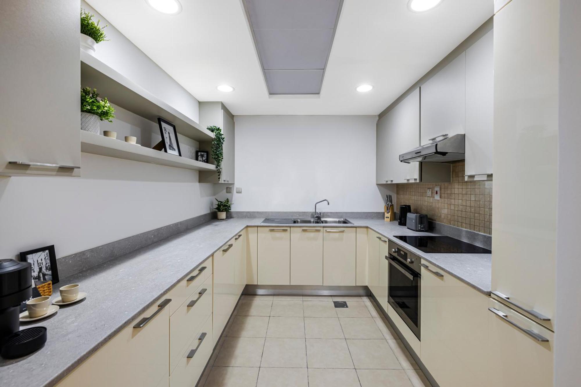 Apartamento 1br Study Bay Square View Business Bay Dubai