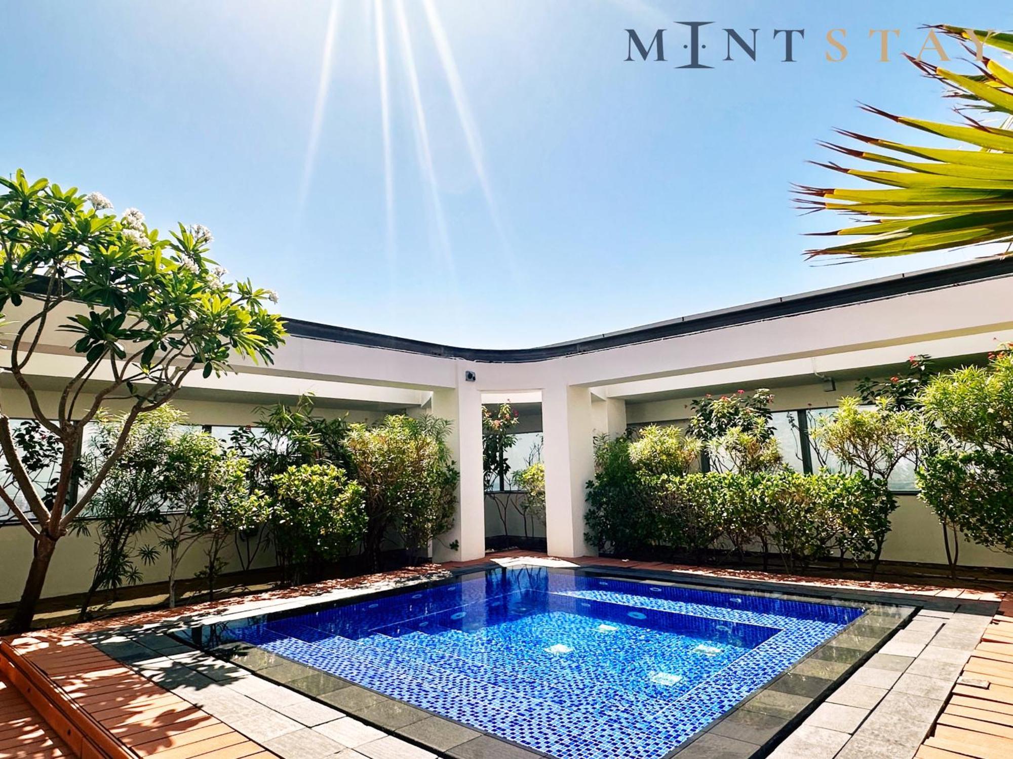 Sky Gardens, Park Avenue, Difc - Mint Dubai