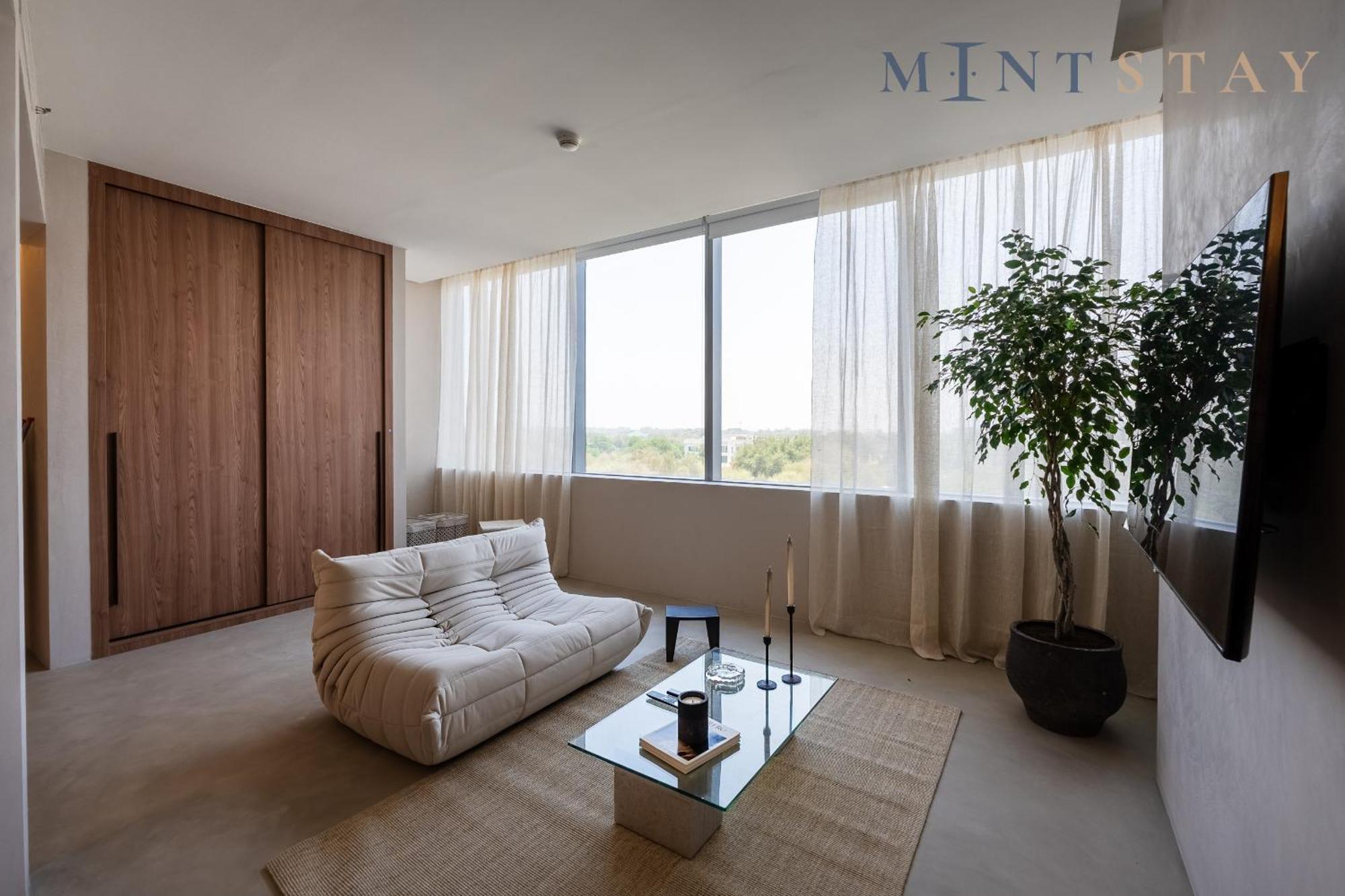 Sky Gardens, Park Avenue, Difc - Mint Apartment