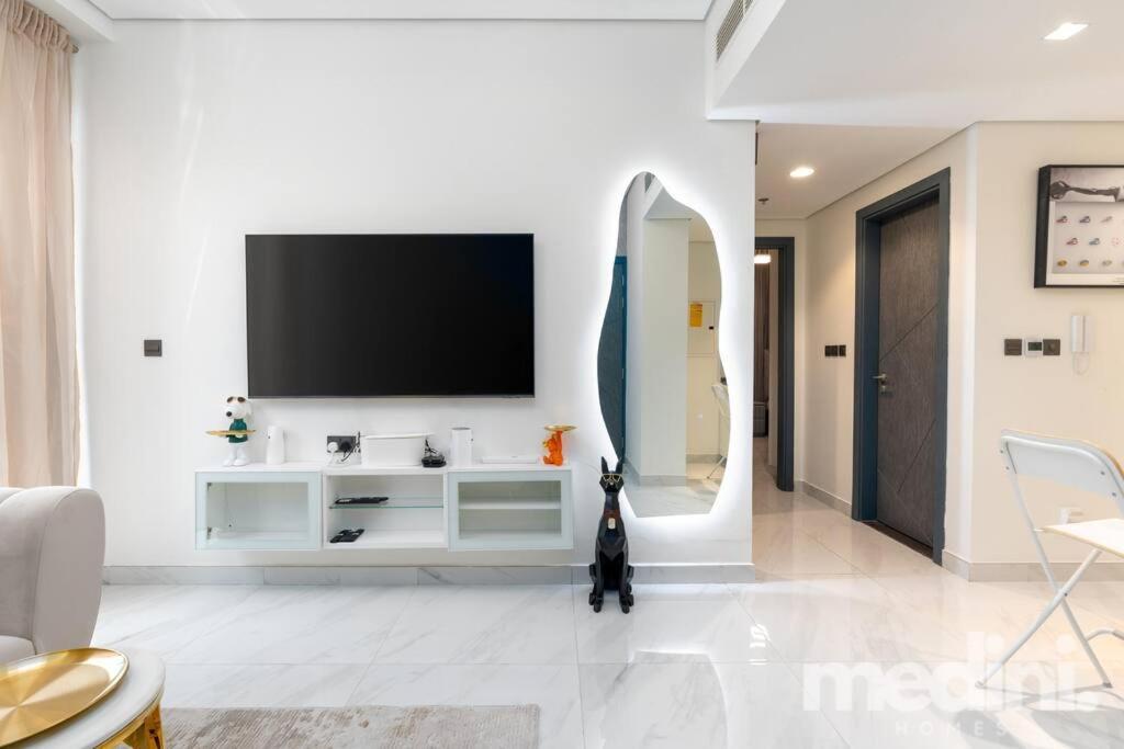 2 Bhk With Private Pool - Samana Golf Avenue - Apartment *