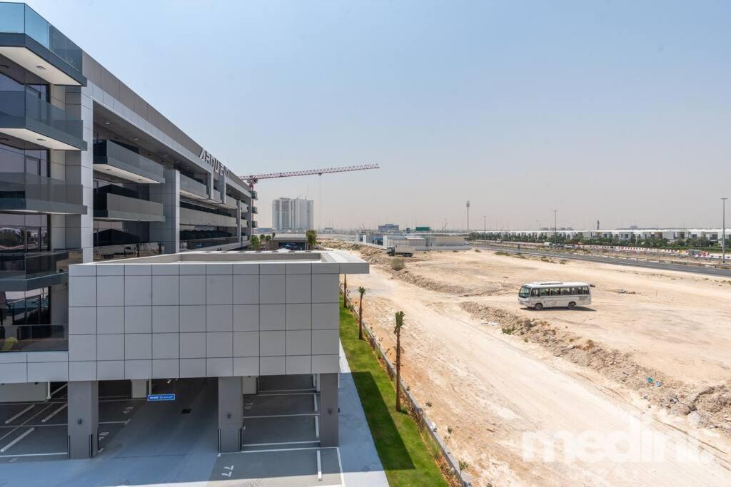 2 Bhk With Private Pool - Samana Golf Avenue - Dubai
