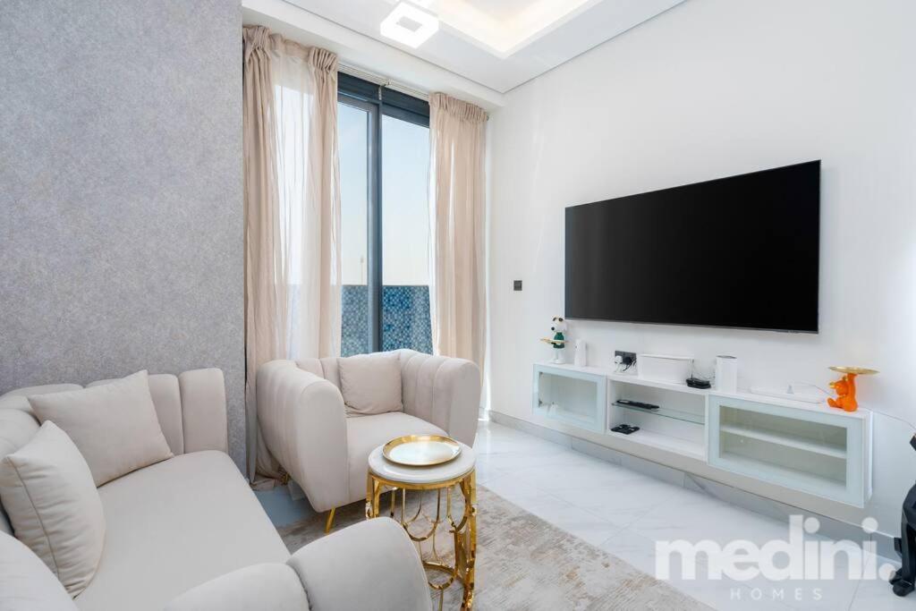 2 Bhk With Private Pool - Samana Golf Avenue - * Dubai