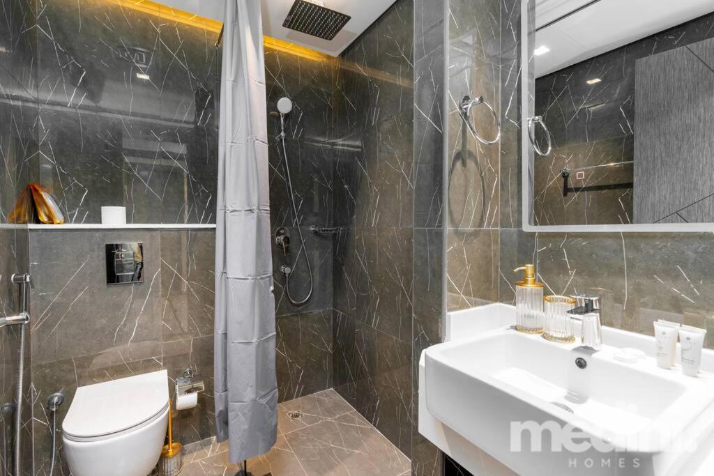 2 Bhk With Private Pool - Samana Golf Avenue - * Dubai