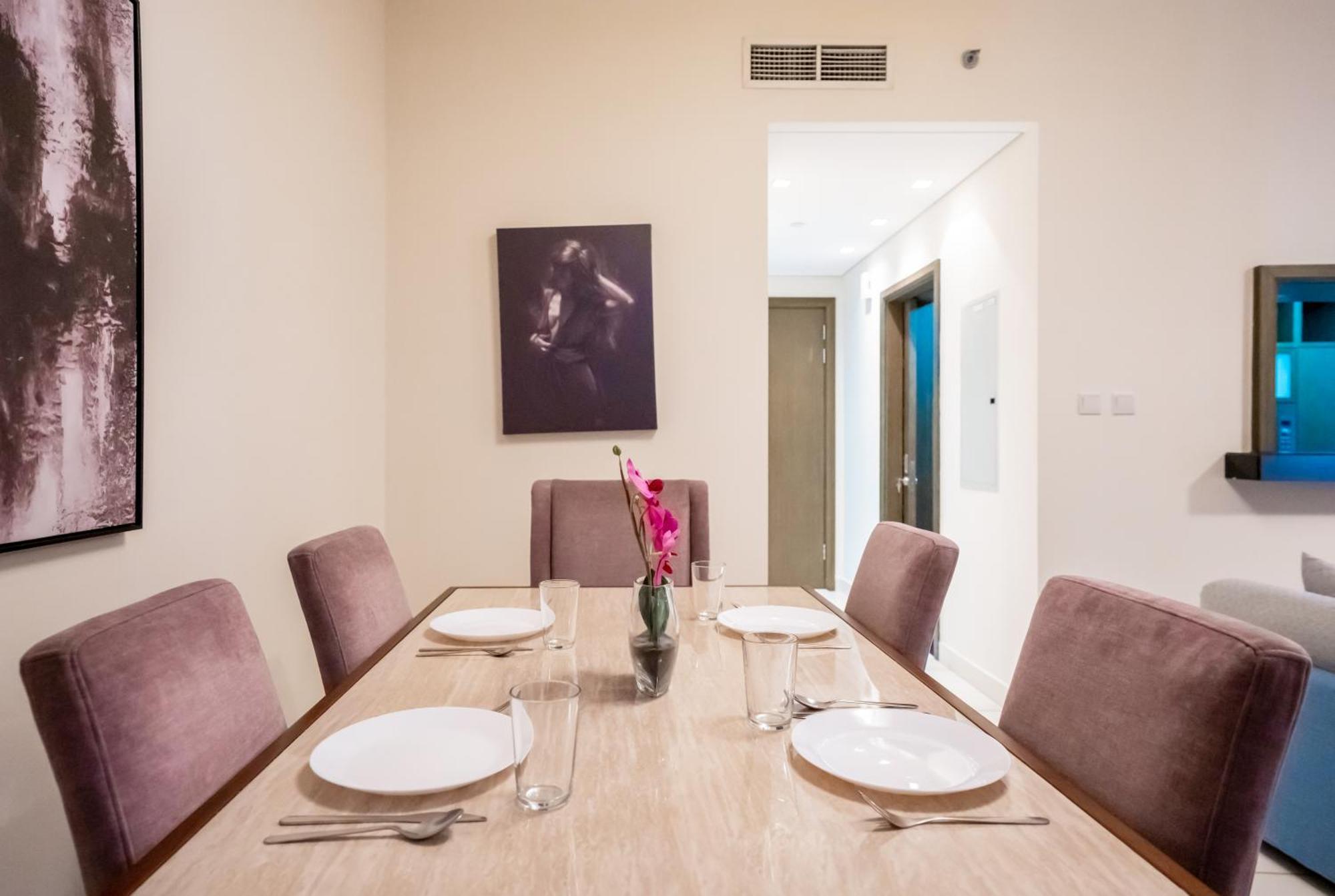 Vacay Lettings - Loft Downtown Dubai