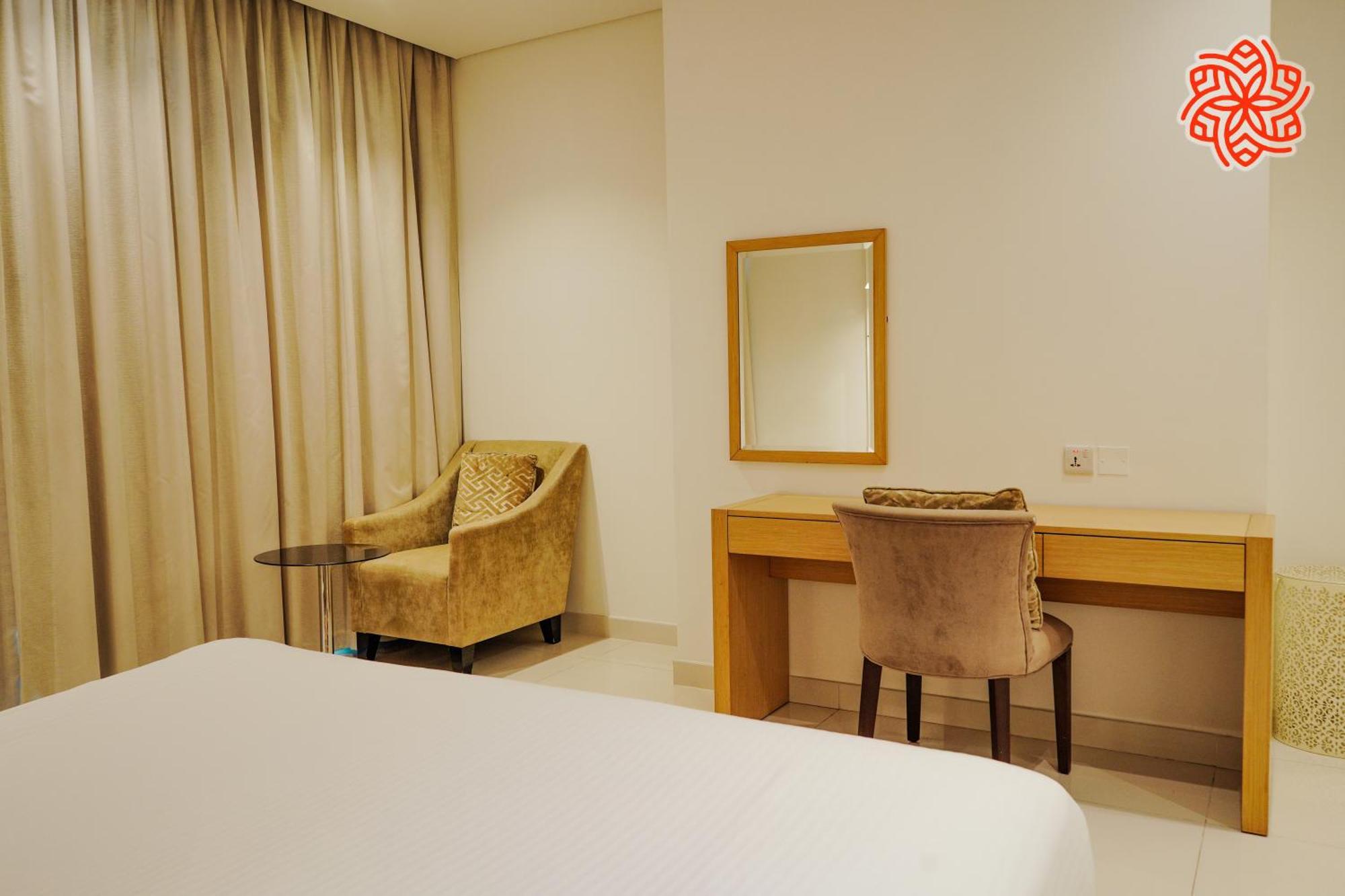 Alashrafia Saray - Waterside 1br Apartment *