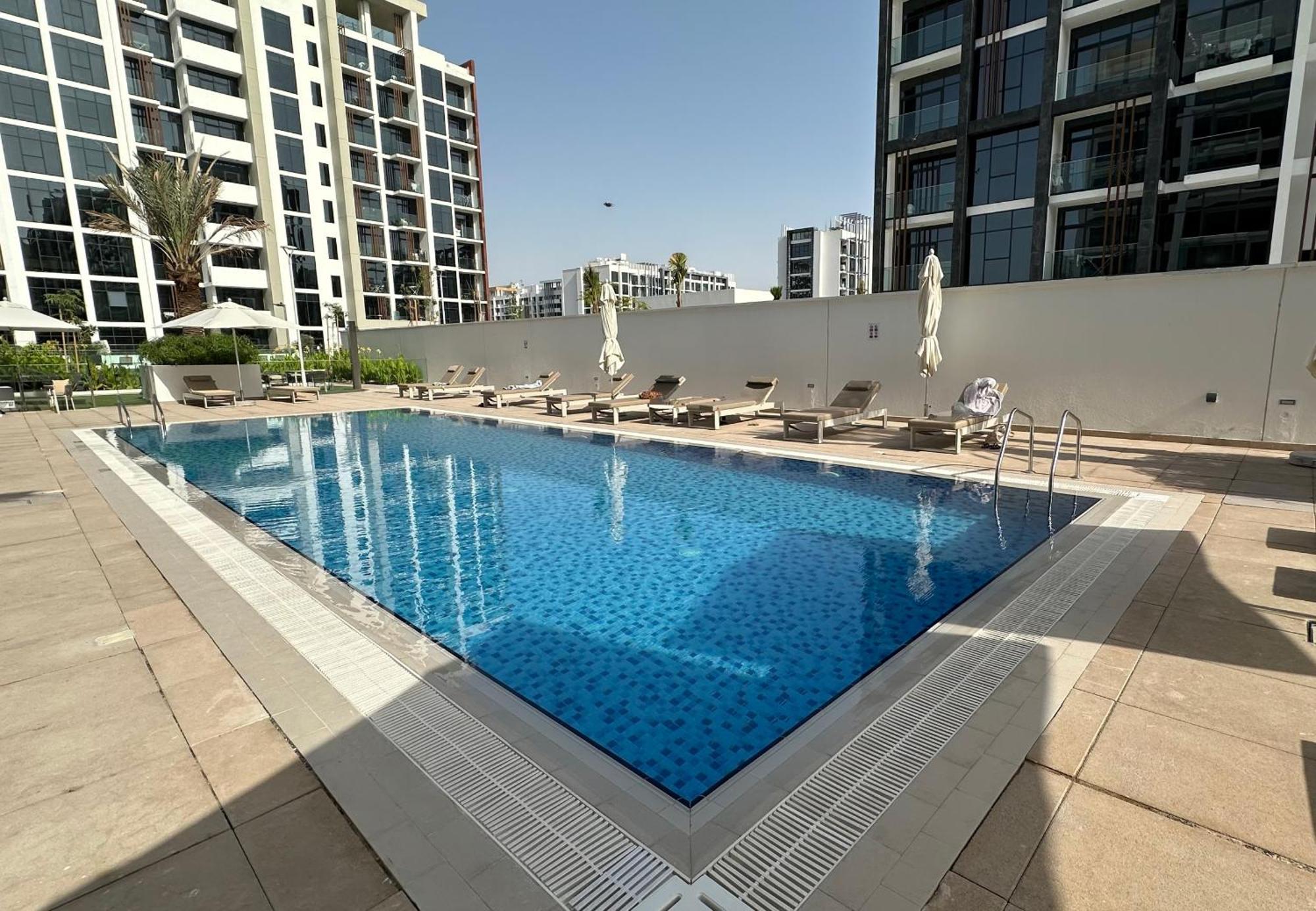 Easygo - Unbeatable Deals On Urban In Riviera 16 Apartment