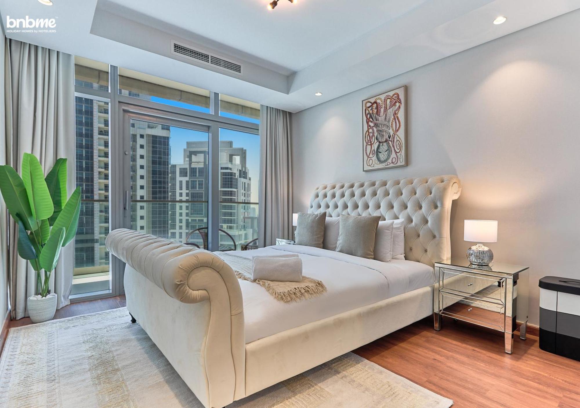 Bnbmehomes - Paramount Midtown Dubai