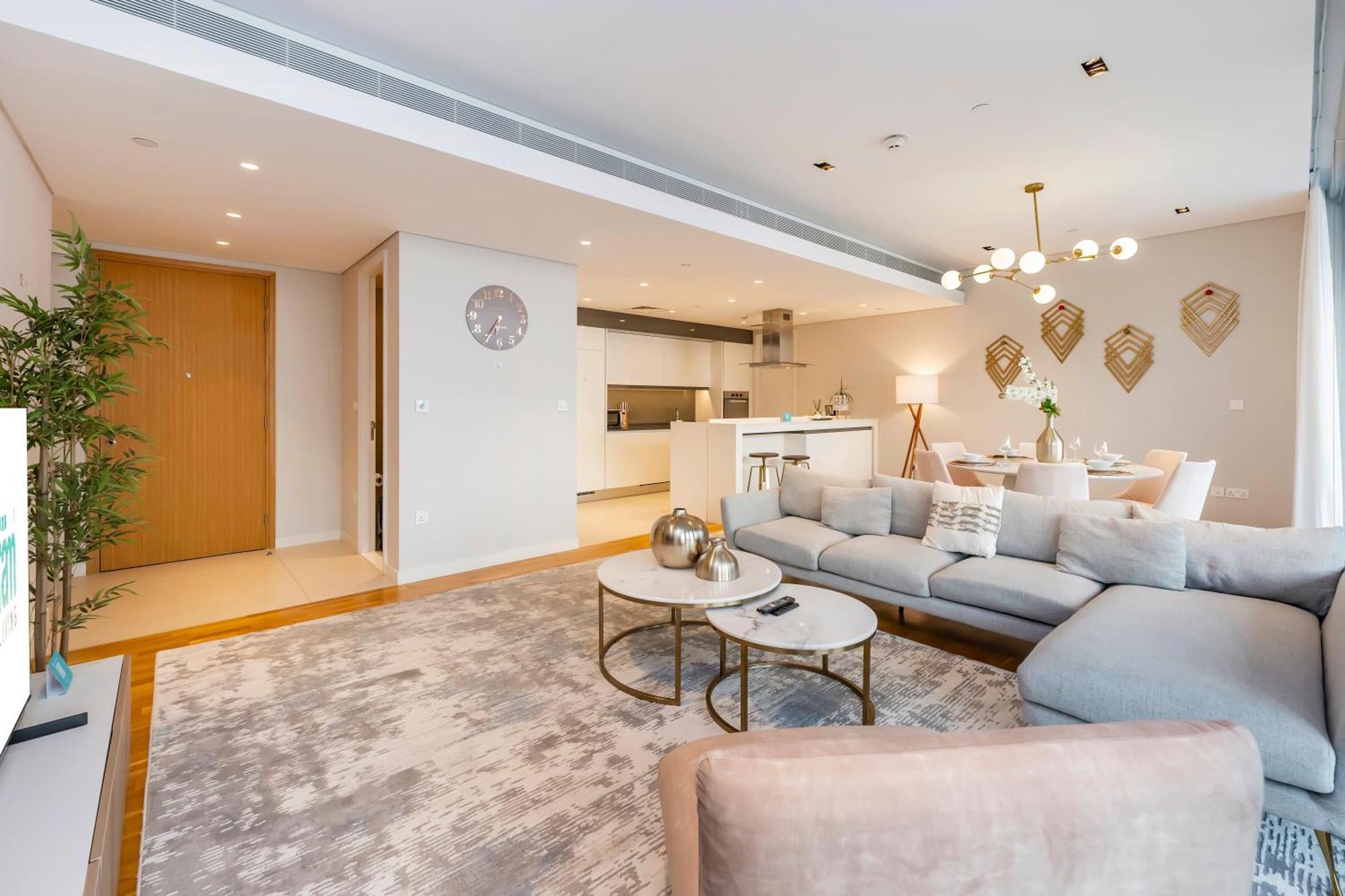 Fam Living Bluewaters - Island Living - Ain Dubai & Sea View Dubai